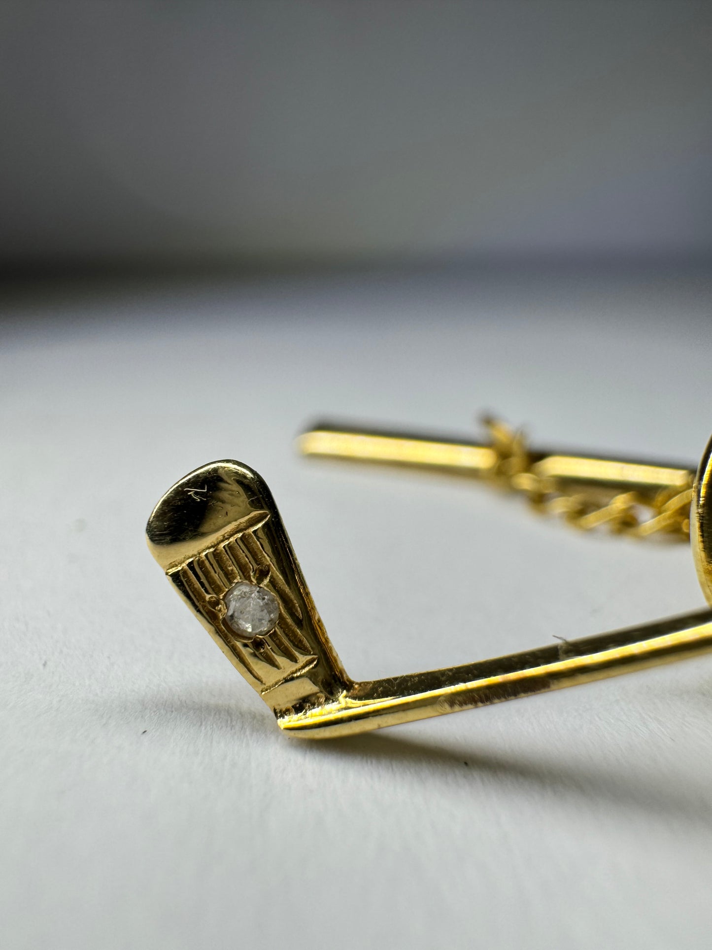 14ct Yellow Gold Diamond Golf Club Tie Pin