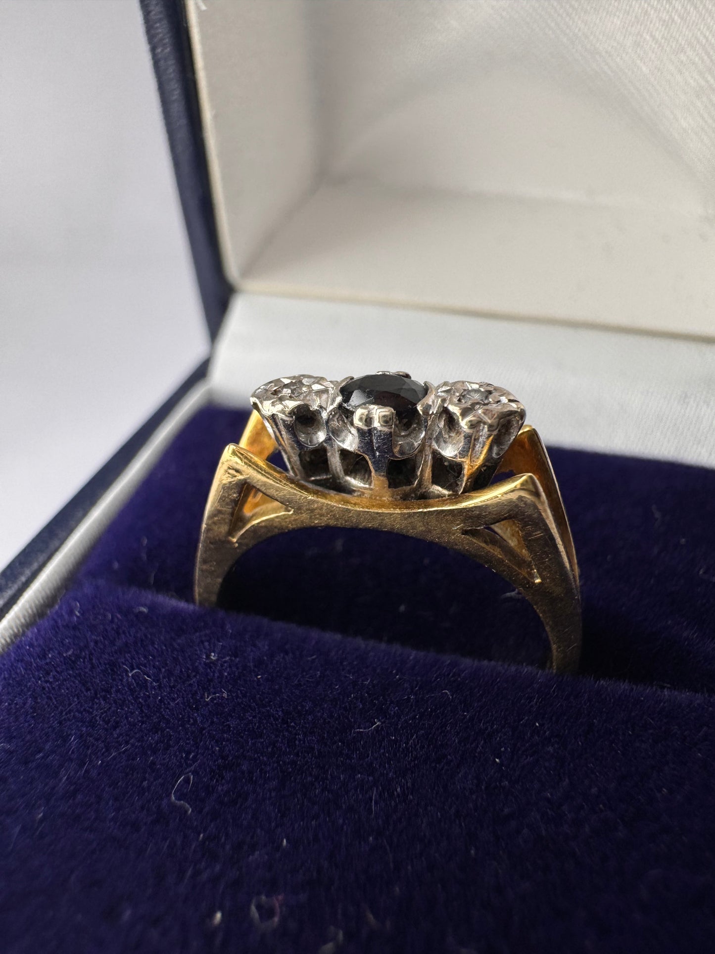 18ct Sapphire Diamond Trilogy Yellow Gold Ring