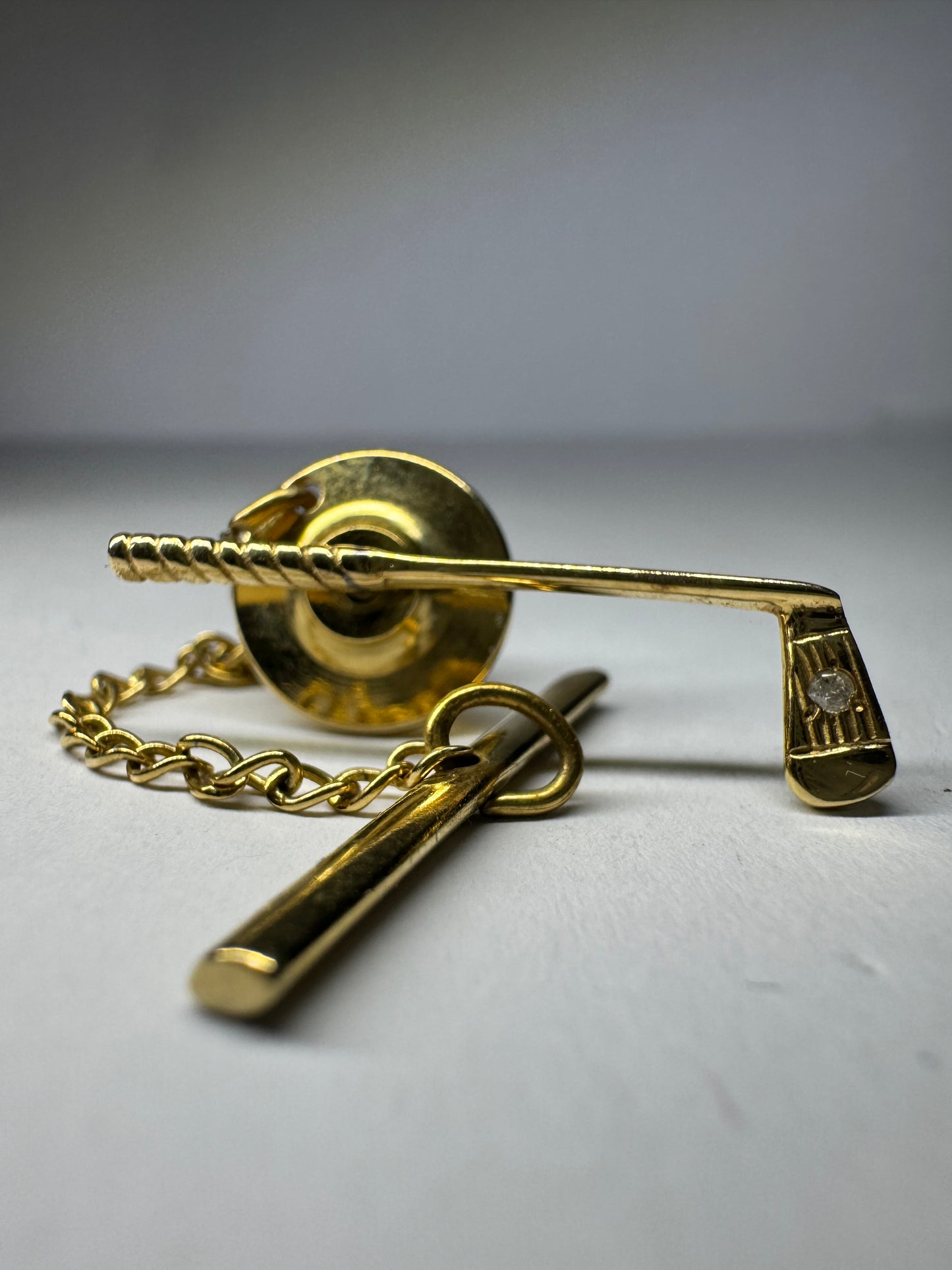 14ct Yellow Gold Diamond Golf Club Tie Pin