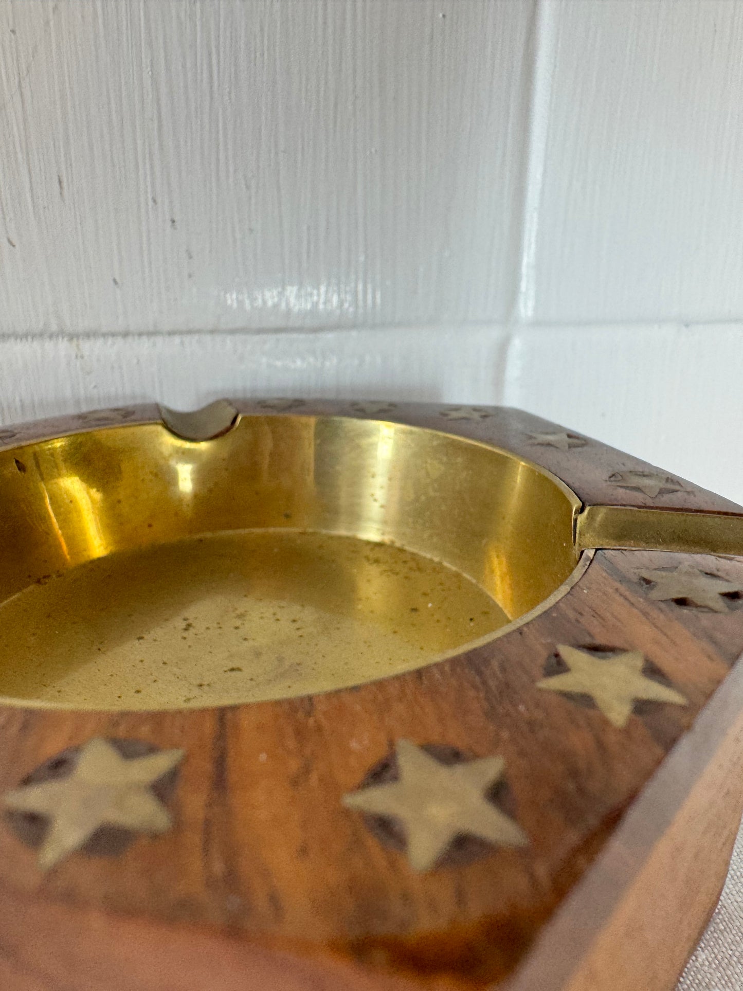 Vintage 10cm Teak Wood Brass Inlaid Elephant Stars 3 Smoker Ashtrays x2