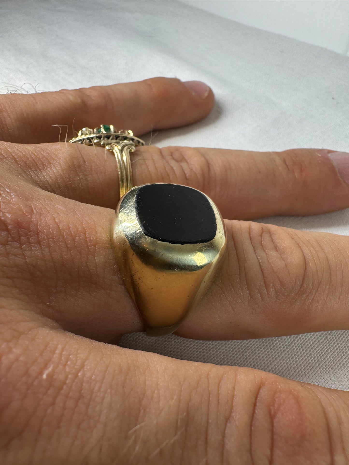 9ct Yellow Gold Onyx Ring