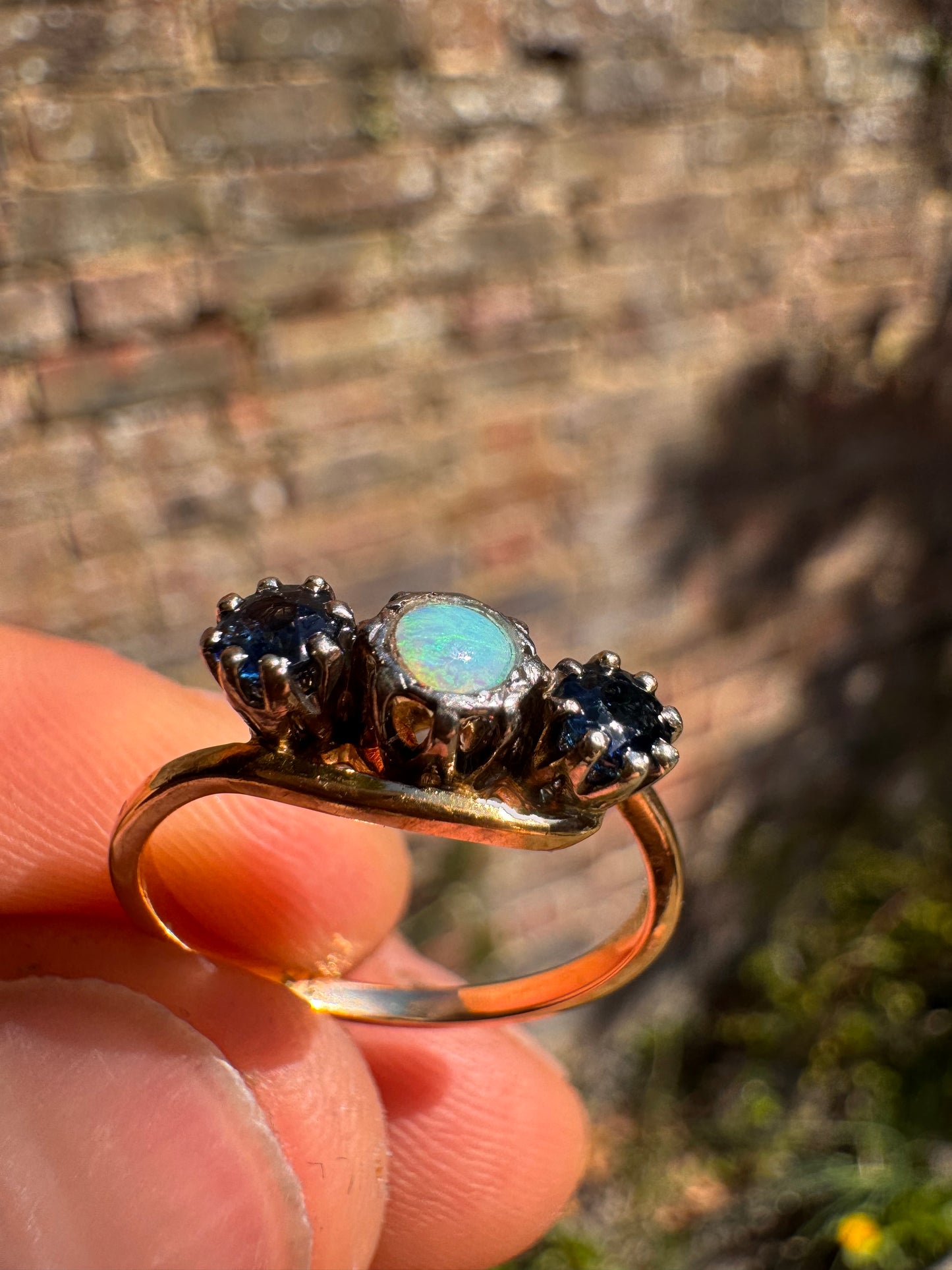 Antique 18ct Opal Sapphire Trilogy Yellow Gold Ring