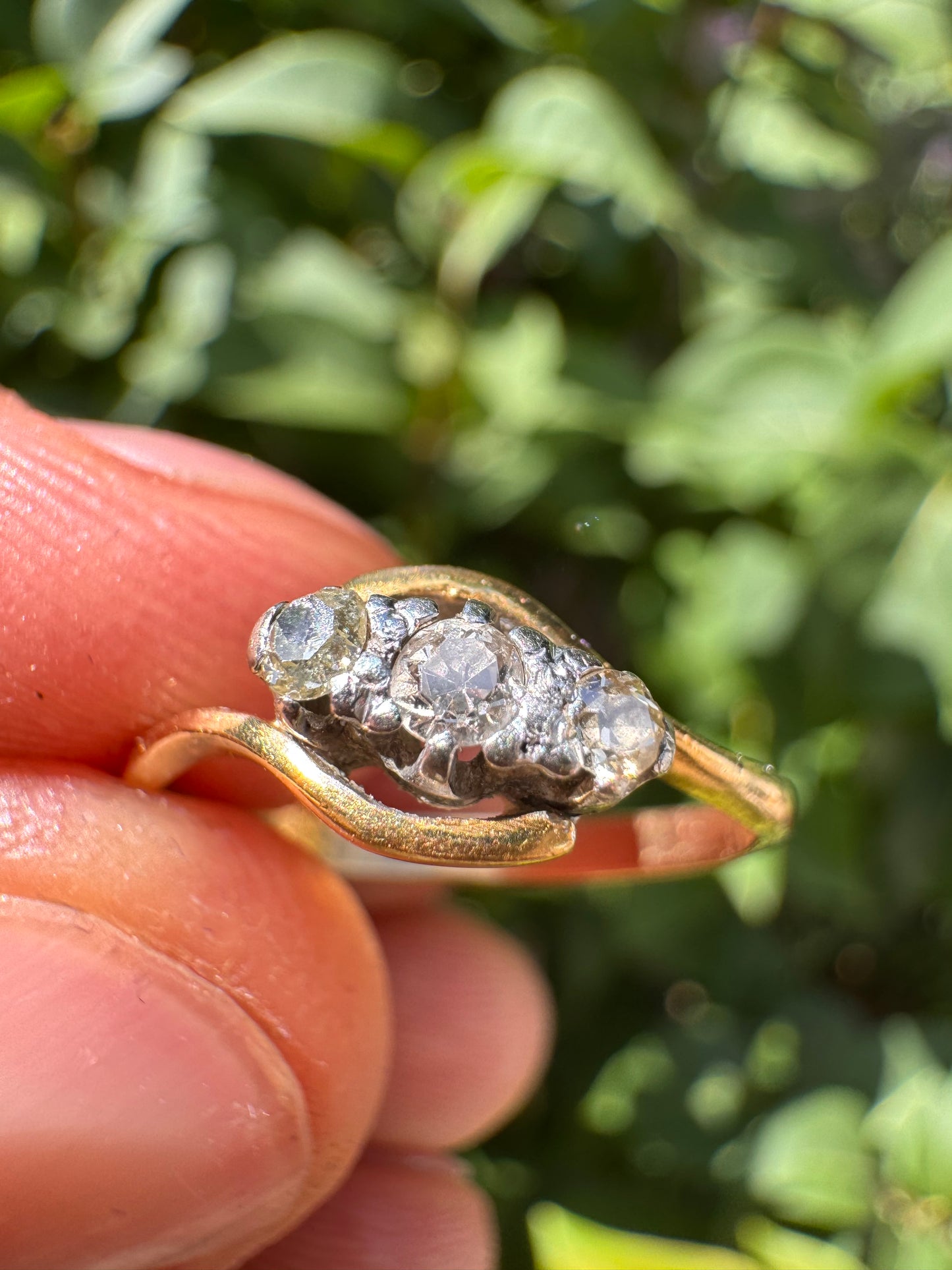 Antique 18ct Diamond Trilogy ring