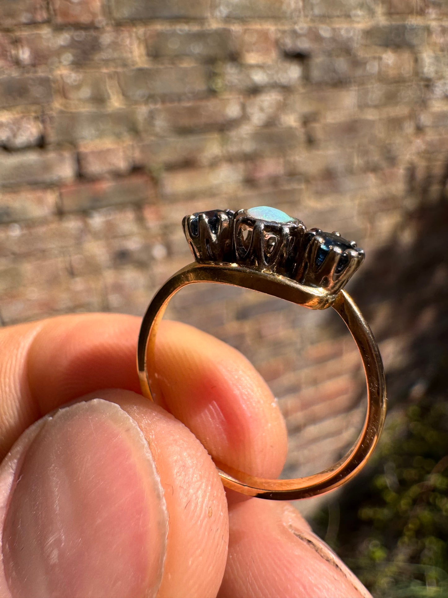 Antique 18ct Opal Sapphire Trilogy Yellow Gold Ring