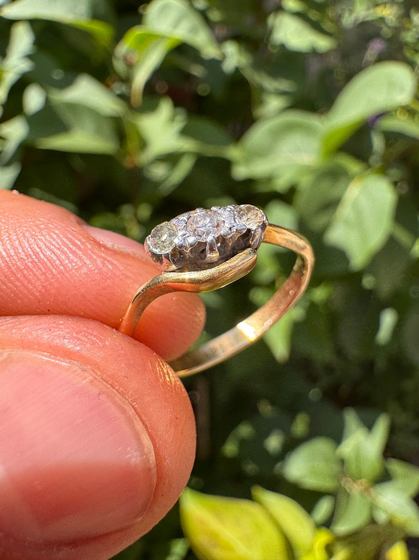 Antique 18ct Diamond Trilogy ring