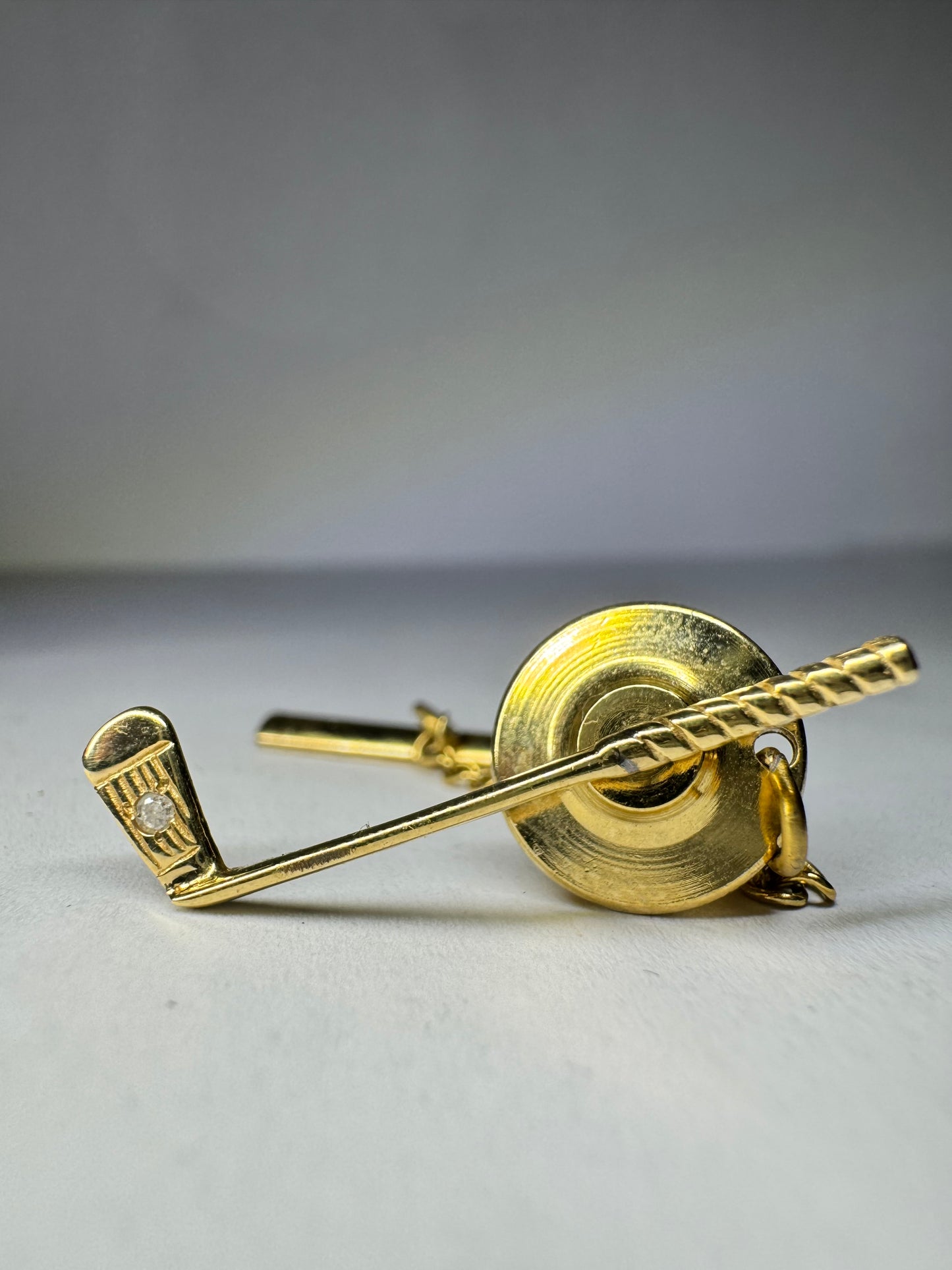 14ct Yellow Gold Diamond Golf Club Tie Pin