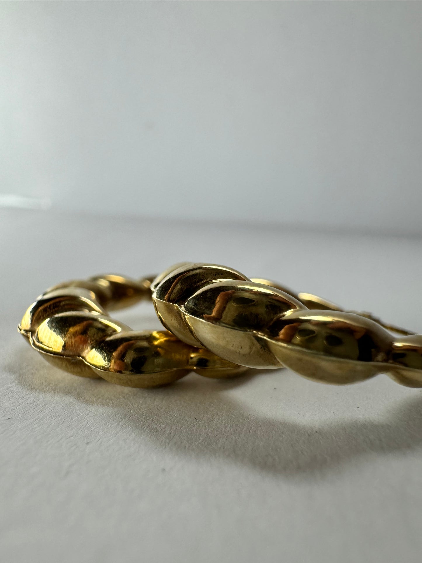 Pretty 9ct Yellow Gold Vintage Earrings