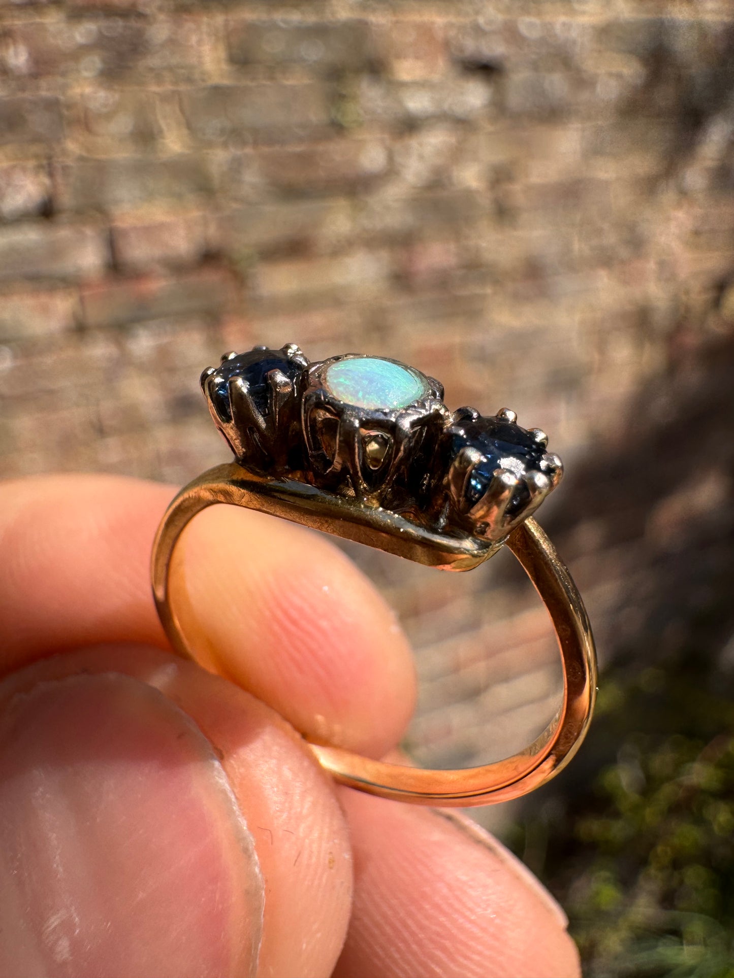 Antique 18ct Opal Sapphire Trilogy Yellow Gold Ring