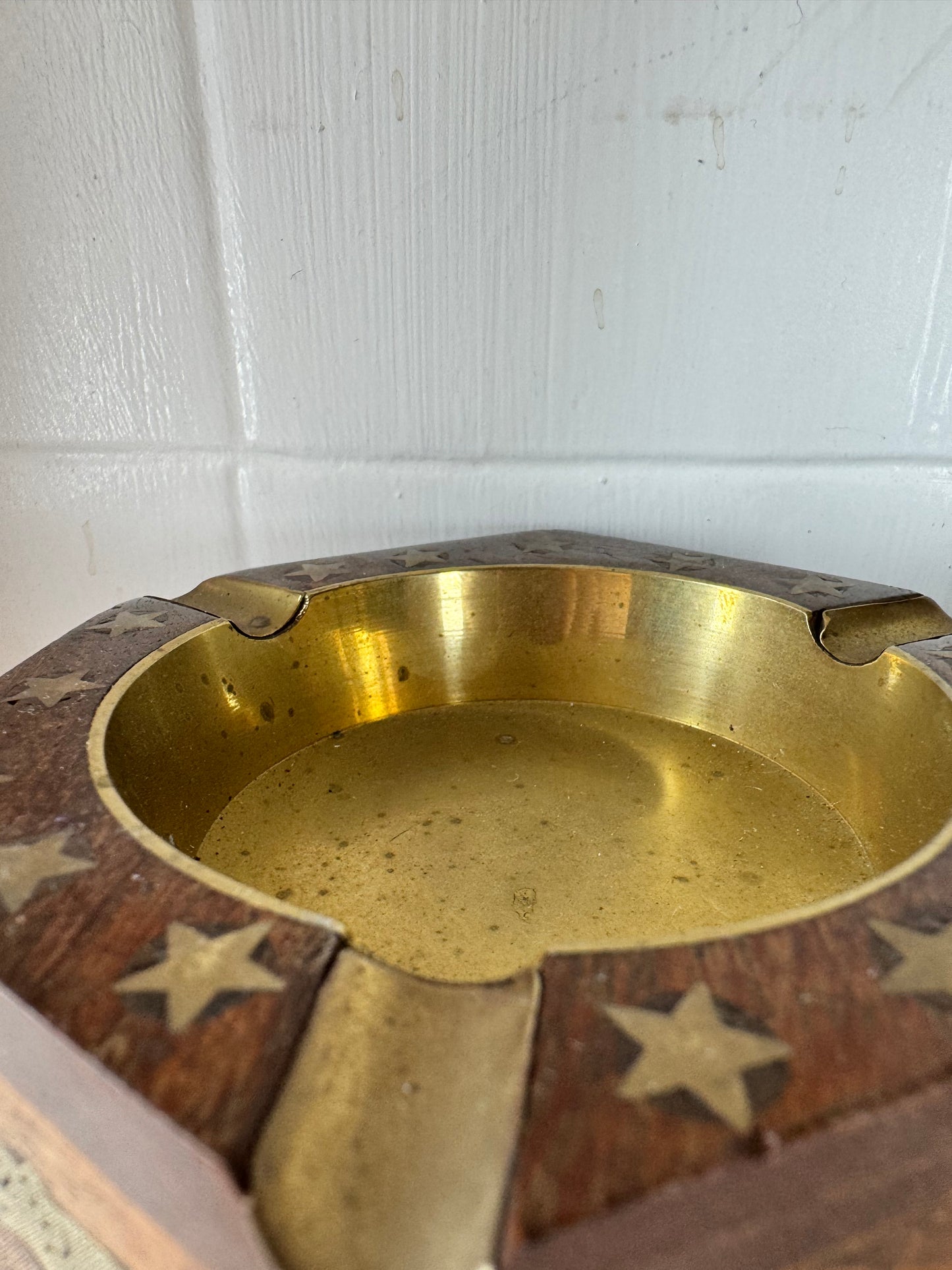 Vintage 10cm Teak Wood Brass Inlaid Elephant Stars 3 Smoker Ashtrays x2