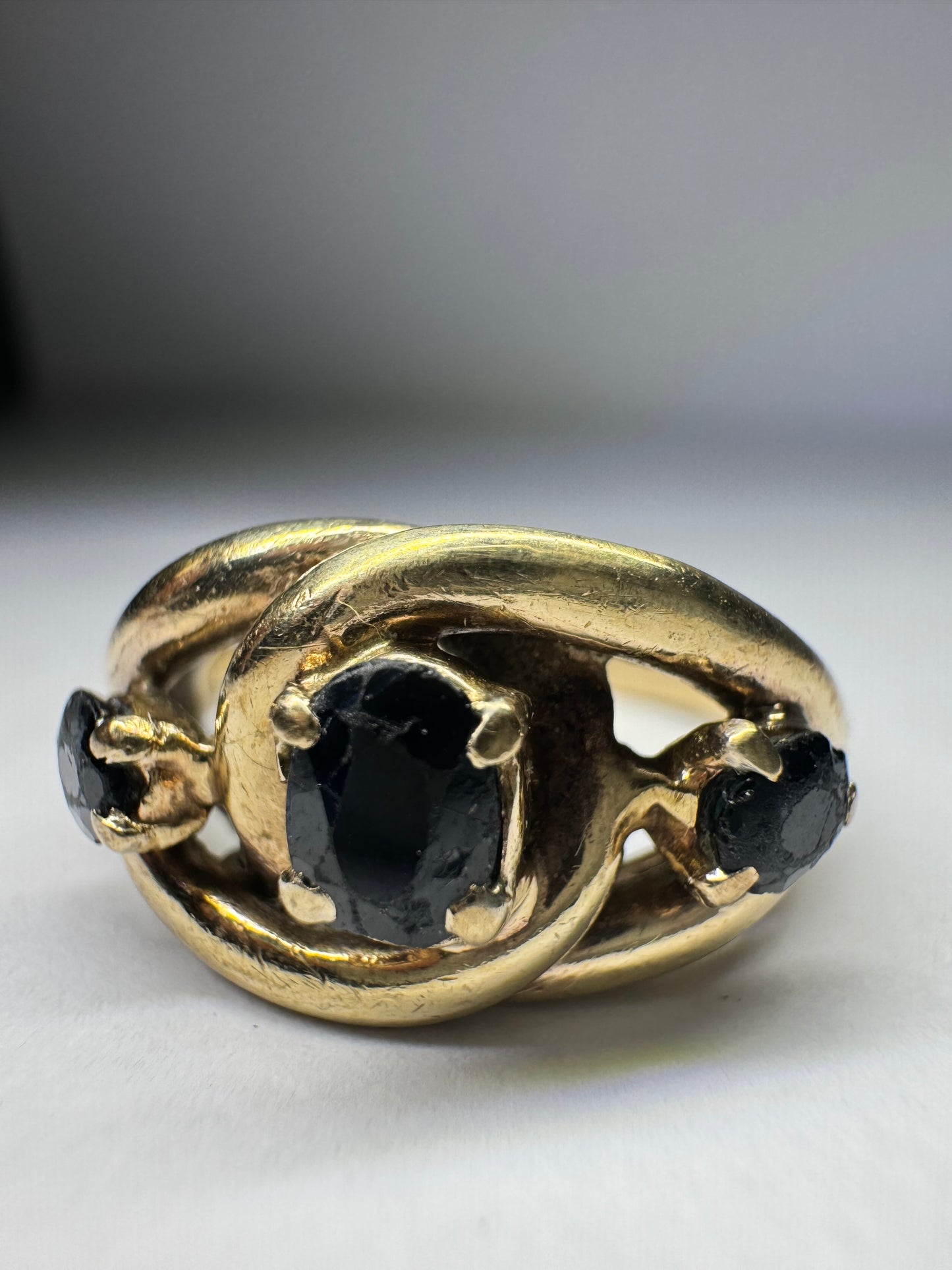 Vintage 9ct Yellow Gold Sapphire Trilogy Ring