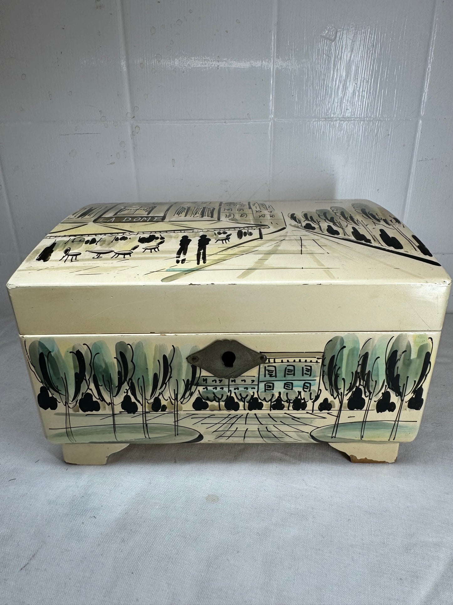 Vintage Japanese Musical jewellery box hand painted French Street scene on the front La Dome Cafe Montparnasse Paris