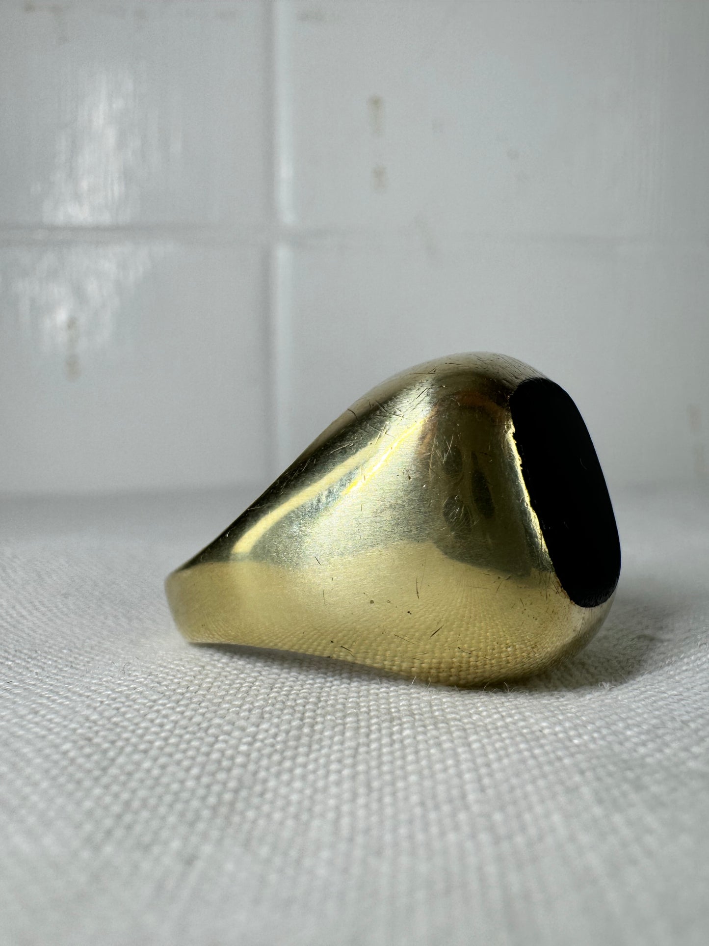 9ct Yellow Gold Onyx Ring