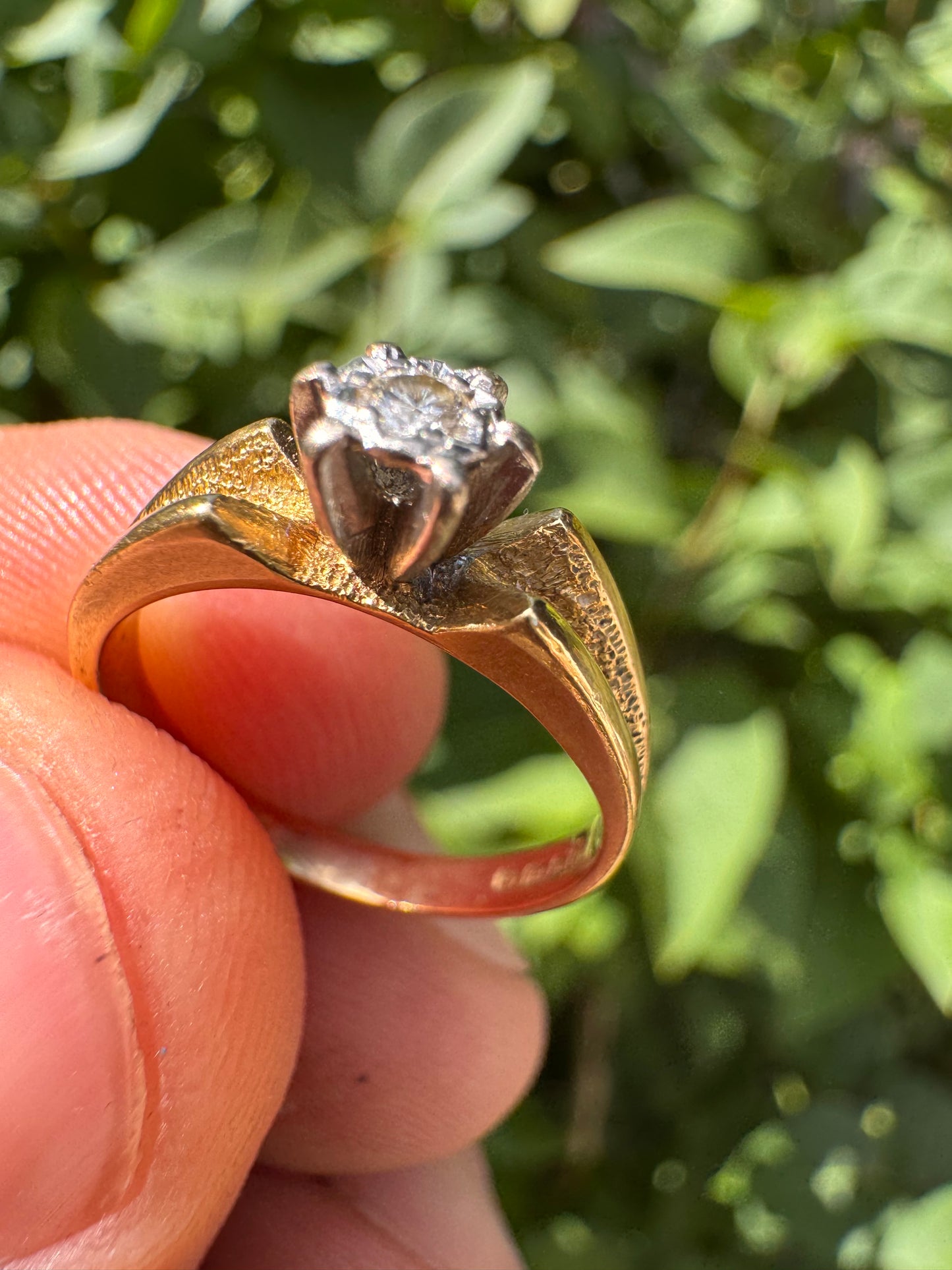 18ct Yellow Gold Diamond Ring