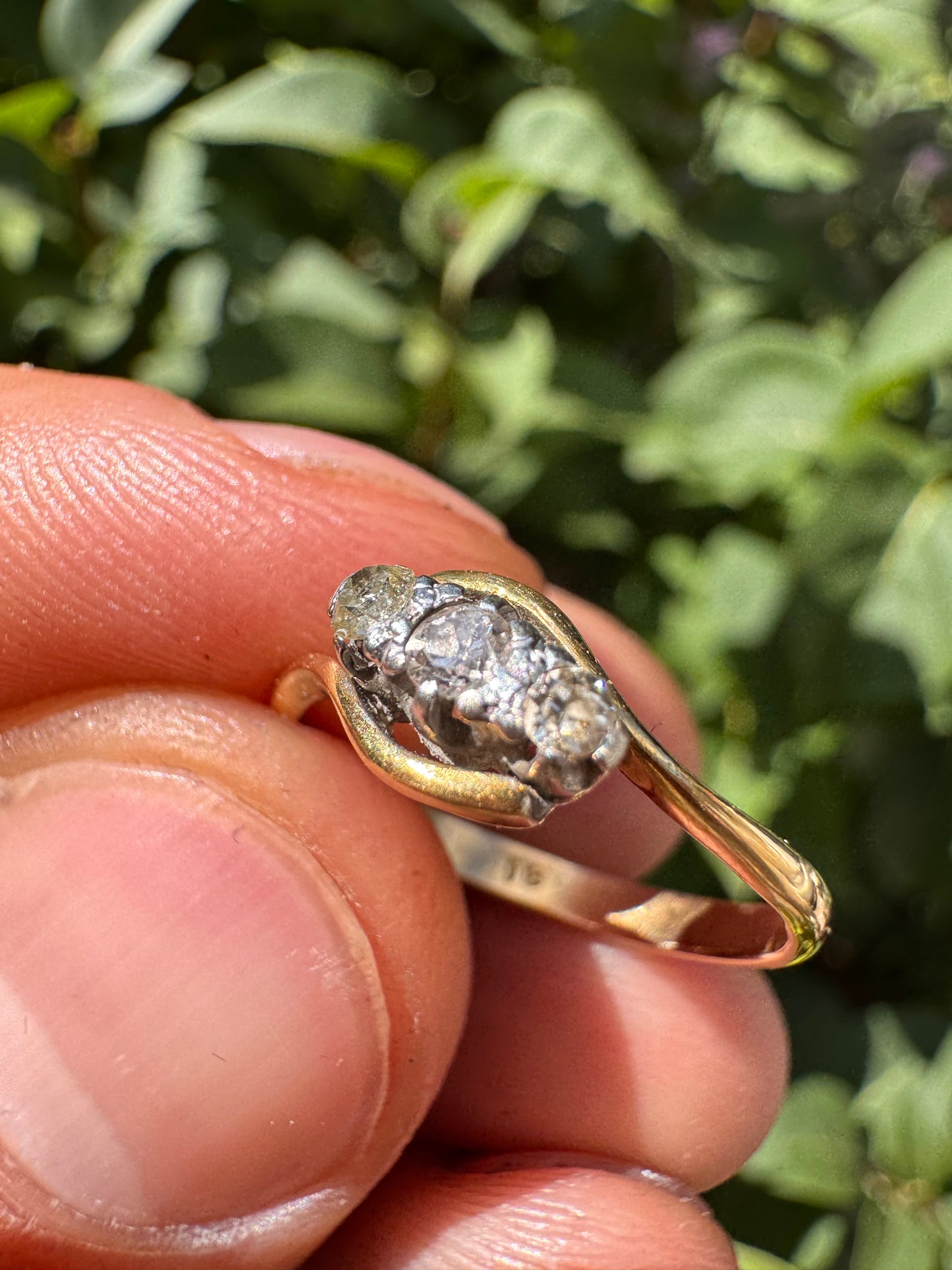 Antique 18ct Diamond Trilogy ring