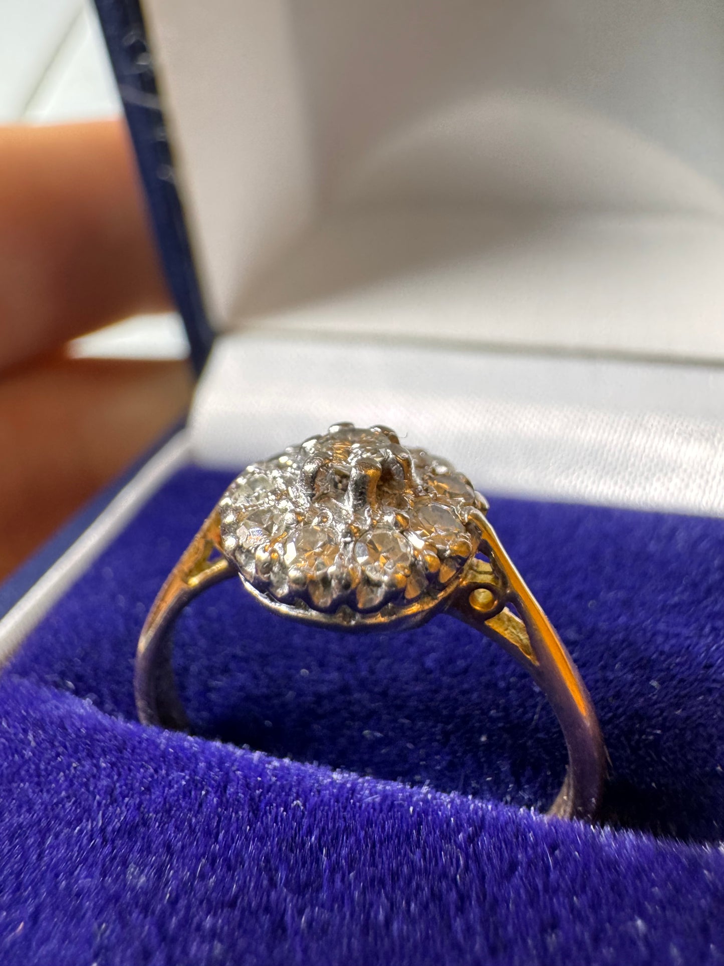 18ct Yellow Gold Diamond Cluster Ring