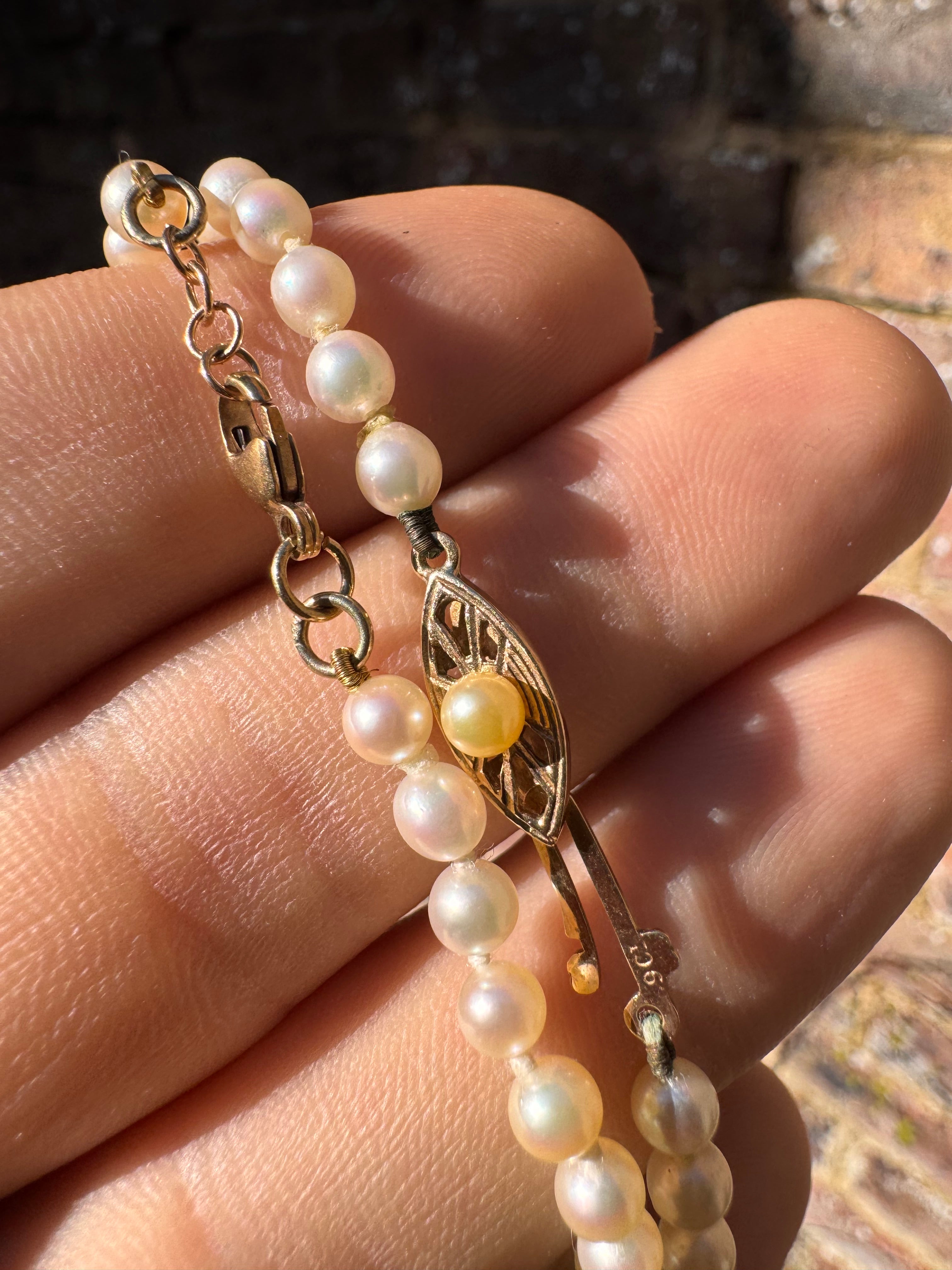 Freshwater Pearl 9ct Gold Necklace & 9ct Gold Freshwater Pearl matching Bracelet