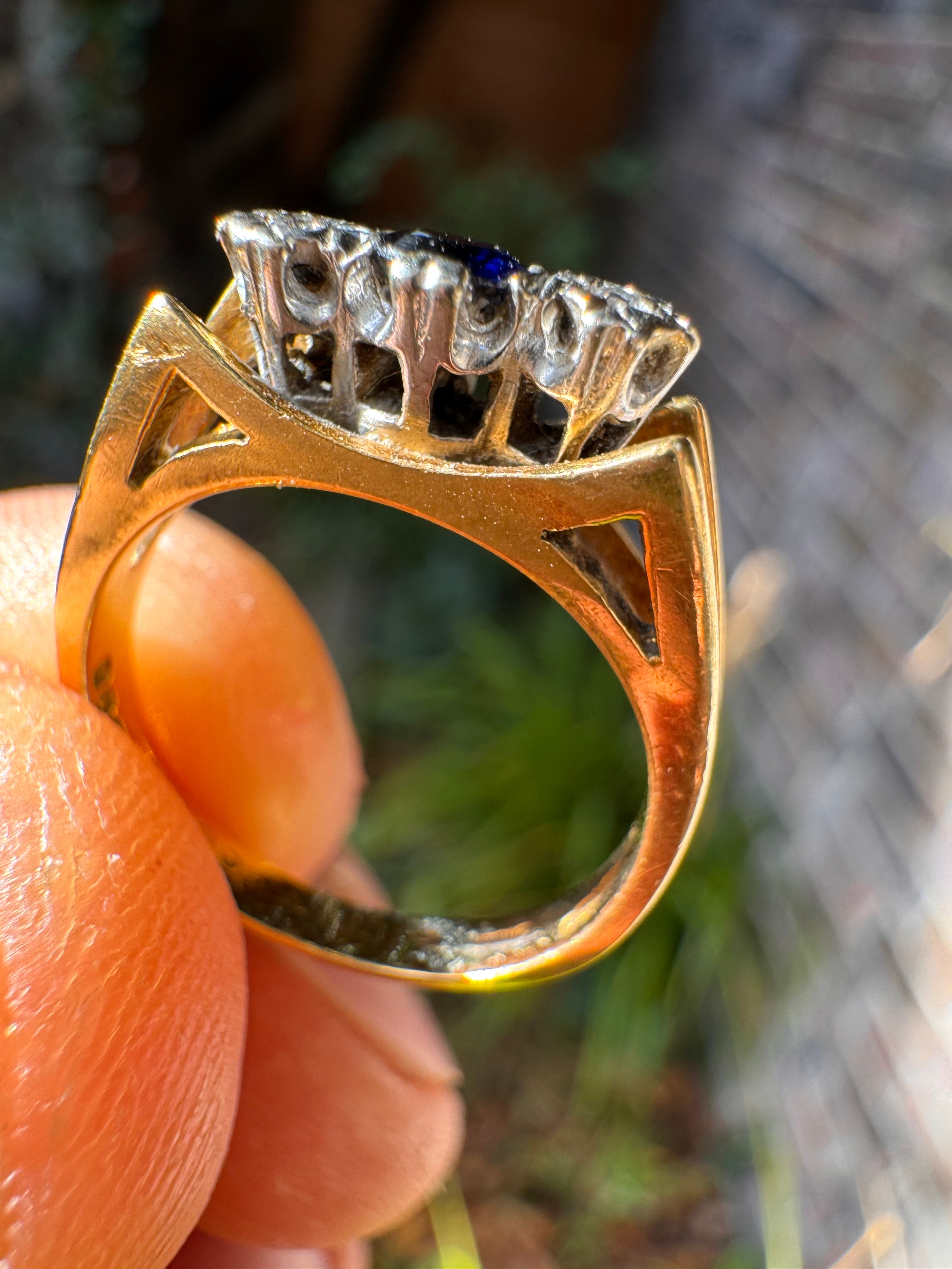 18ct Yellow Gold Sapphire Ring Art Deco