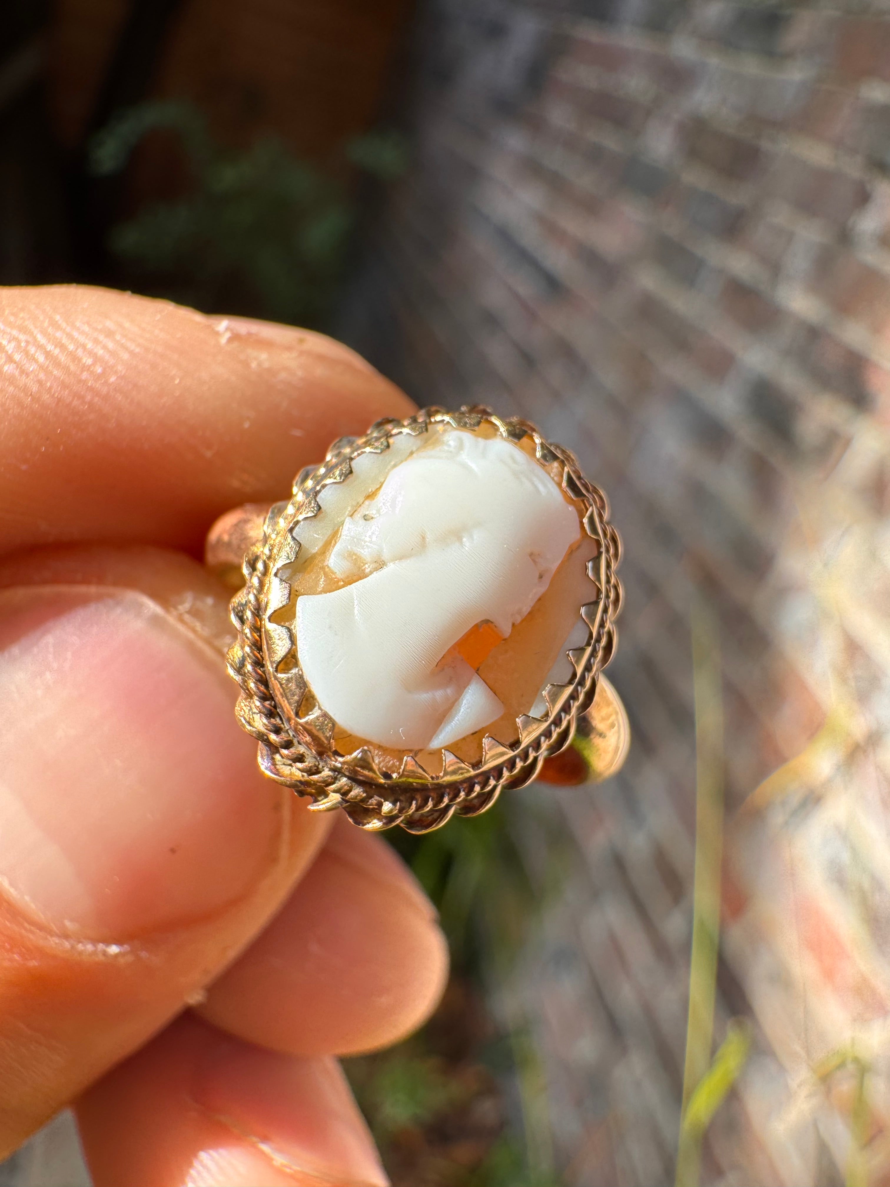 18ct Rose Gold Cameo Ring