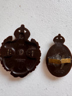 Lot 43: A rare Second World War period King's Own Malta Regiment economy plastic cap badge + other (Estimate £100-200)