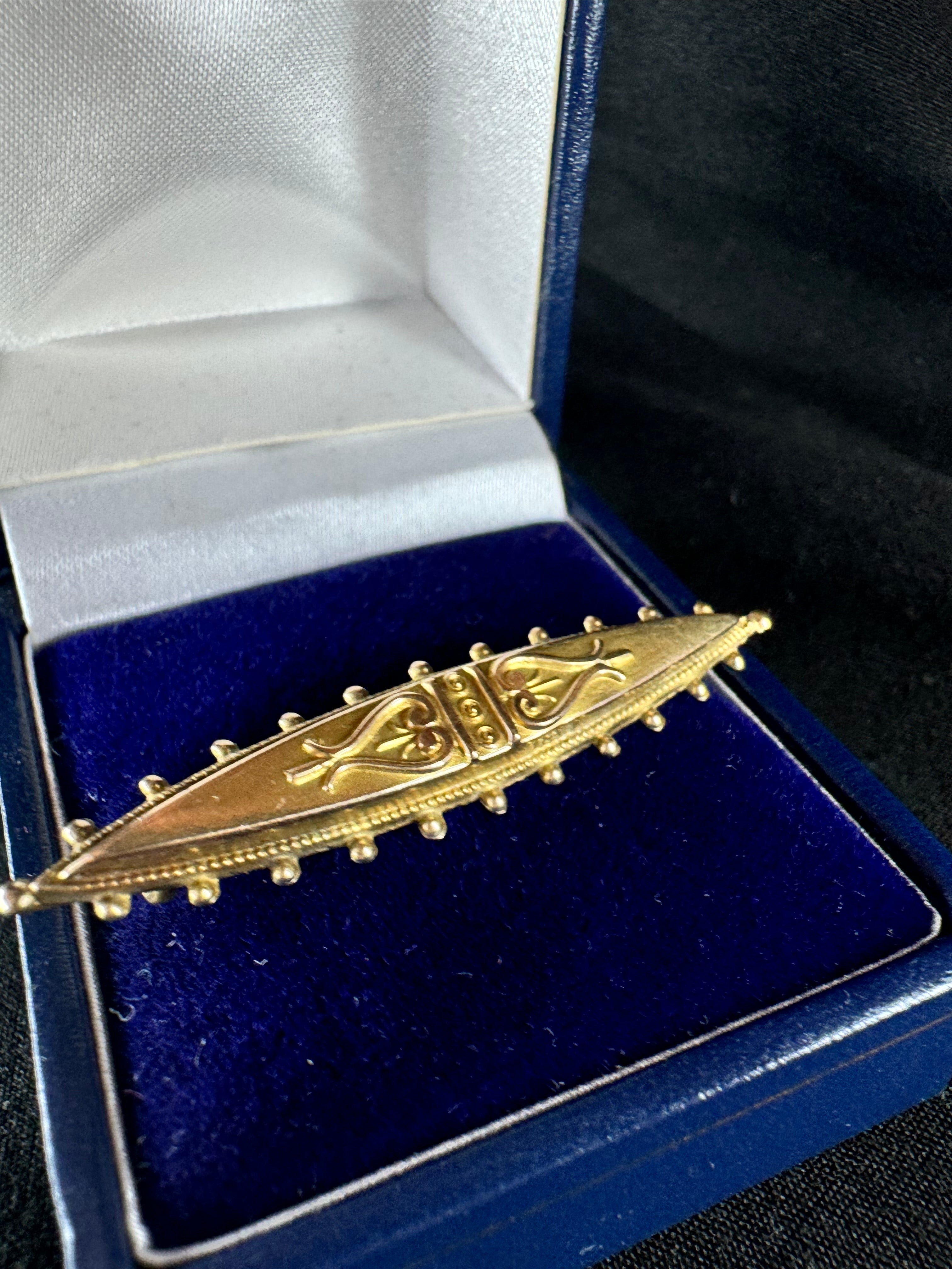 9ct Yellow Gold Vintage Brooch