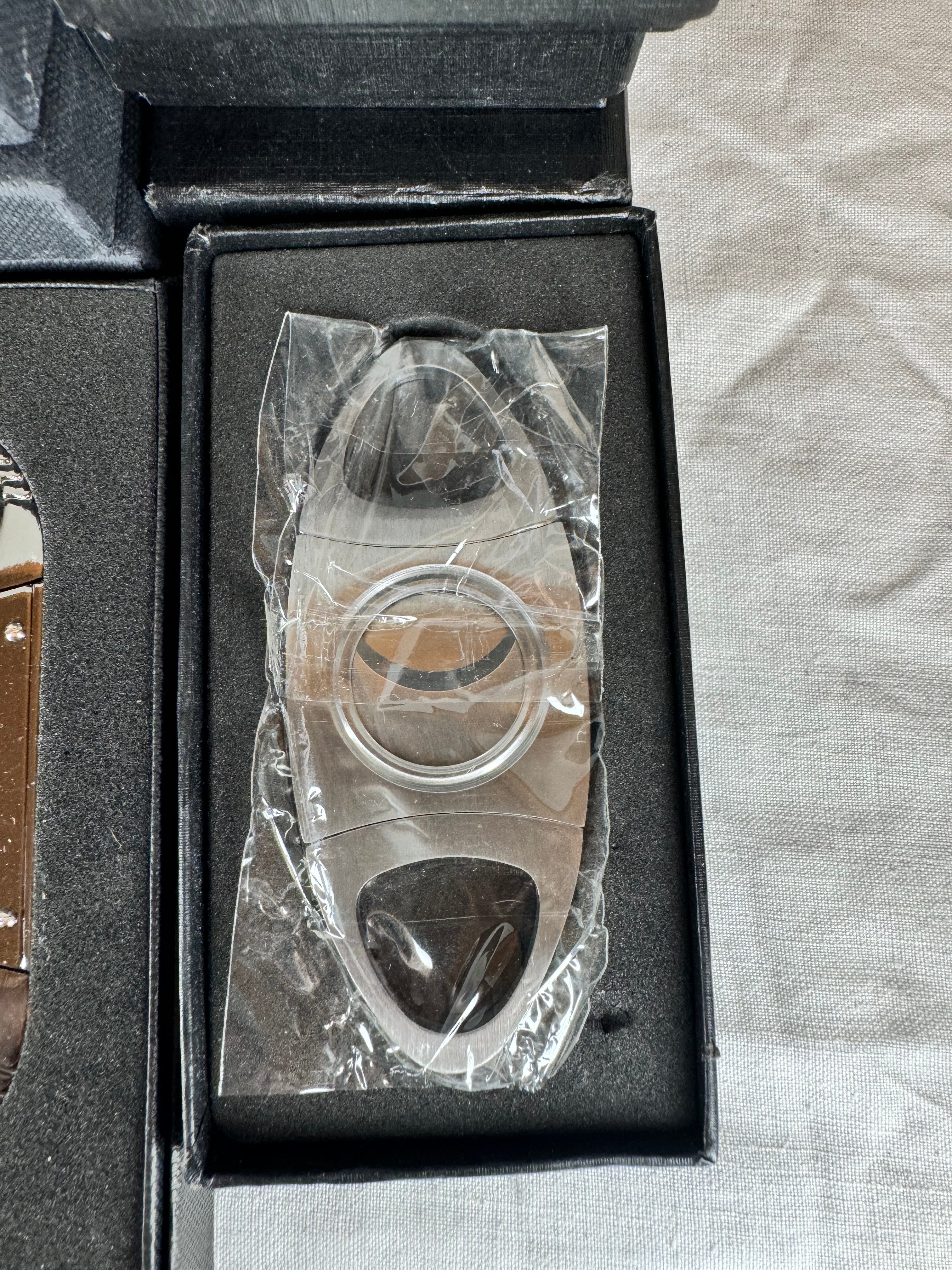 Joblot Cigar piercers and cutters NEW