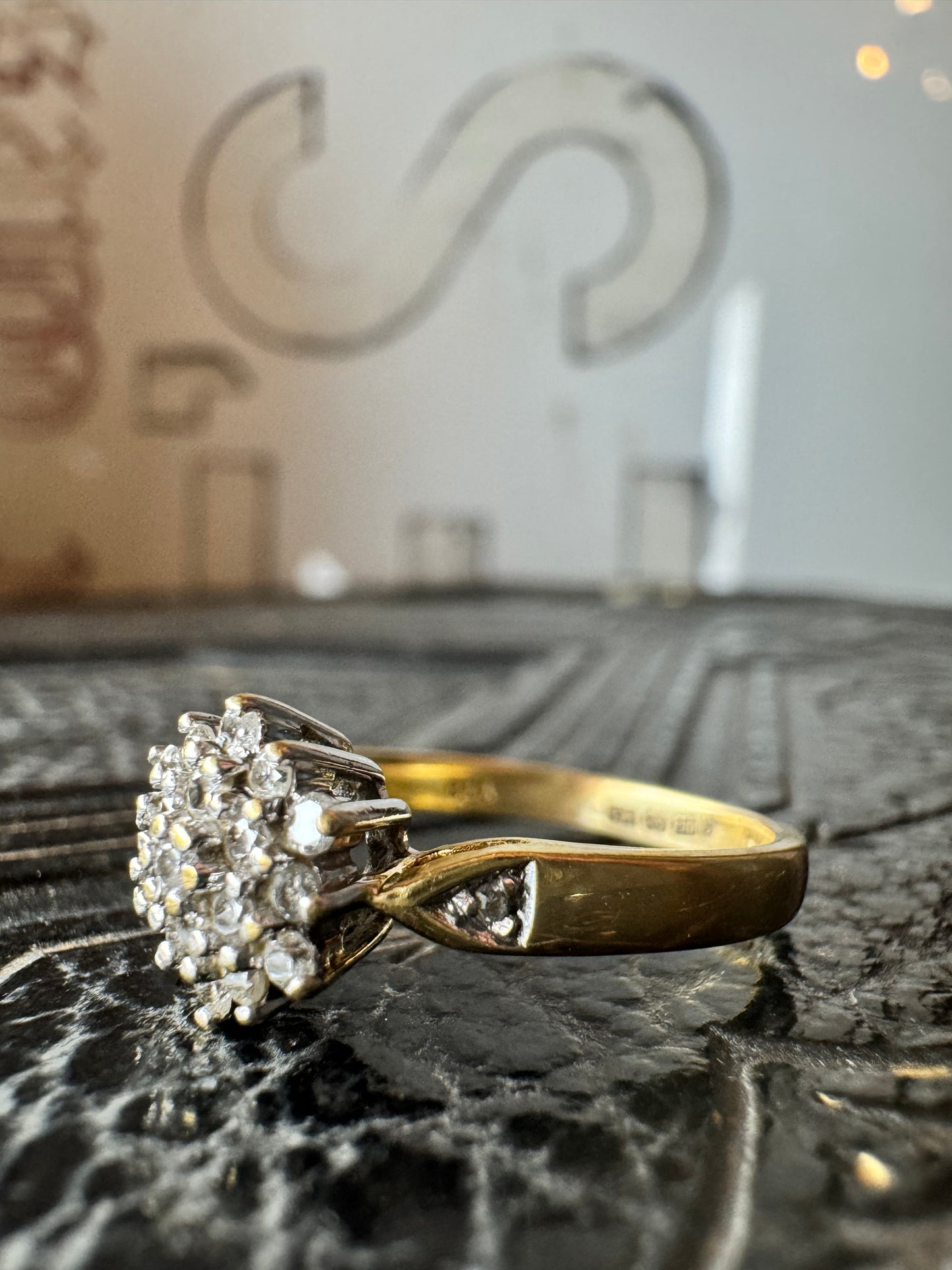 18ct Yellow Gold Diamond Cluster Ring