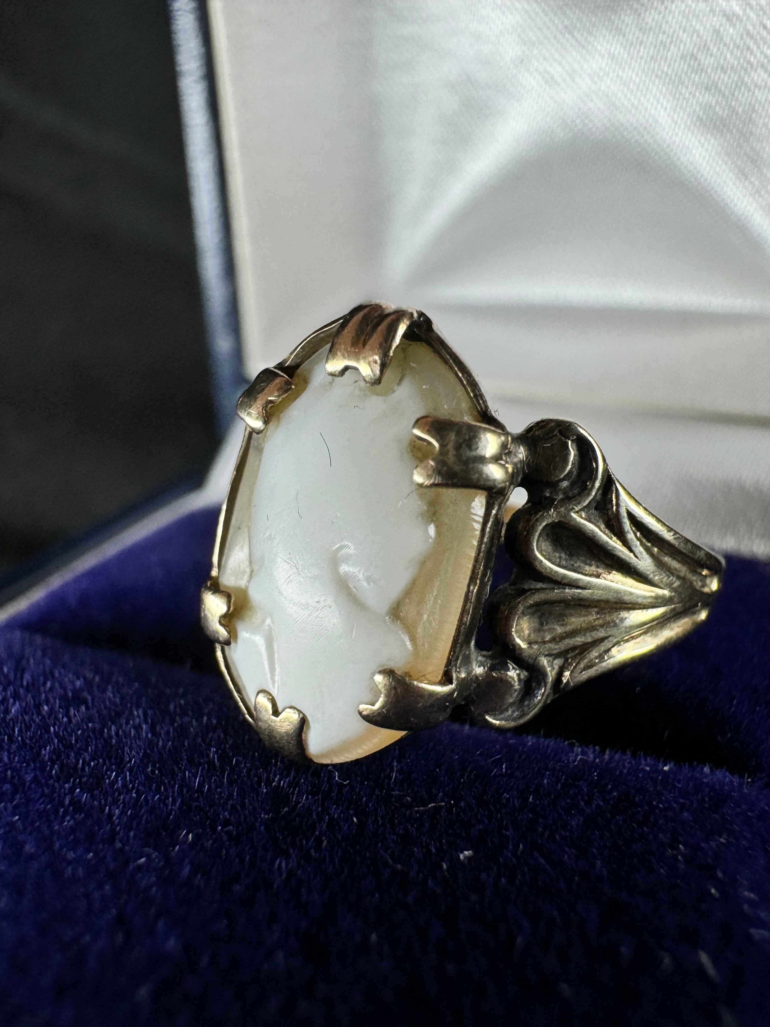 9ct Yellow Gold Cameo Ring