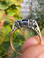 18ct Yellow Gold Sapphire Ring