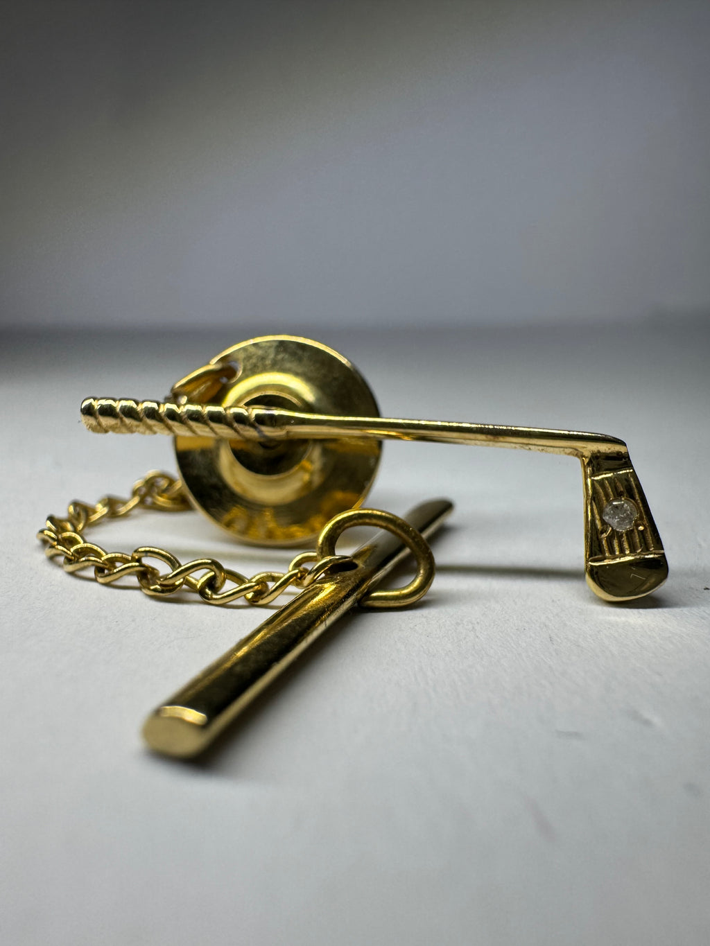 14ct Yellow Gold Diamond Golf Club Tie Pin