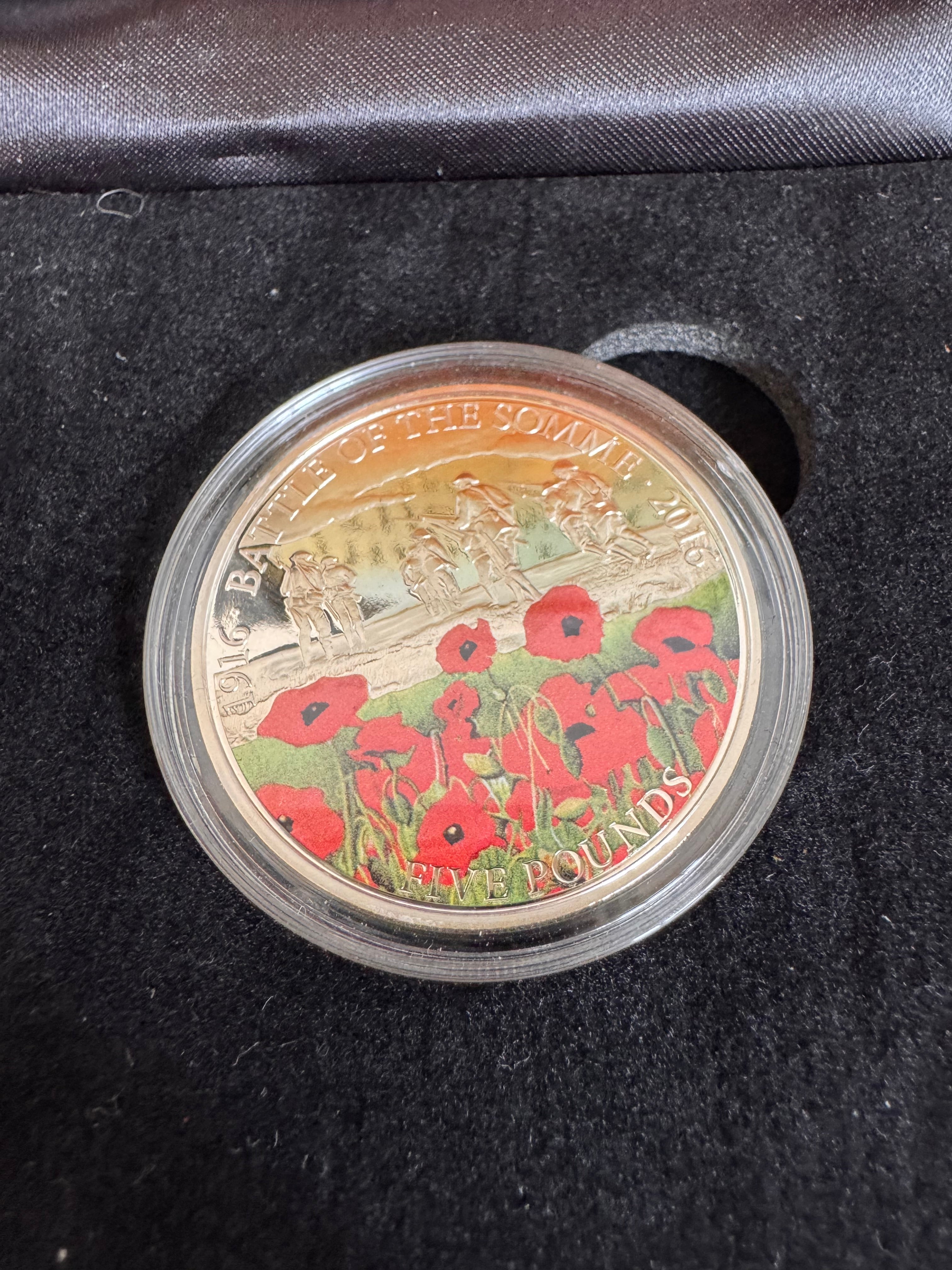 Lot 29: THE BATTLE OF THE SOMME
FIVE POUND PROOF COIN
Certificate of Authenticity (Estimate £25-40)