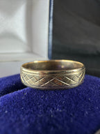 9ct Yellow Gold Pattern Band