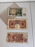 Lot 25: English old notes x 3 (Estimate £5-20)