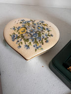 Lot 40: vintage Watch + more (Estimate £5)