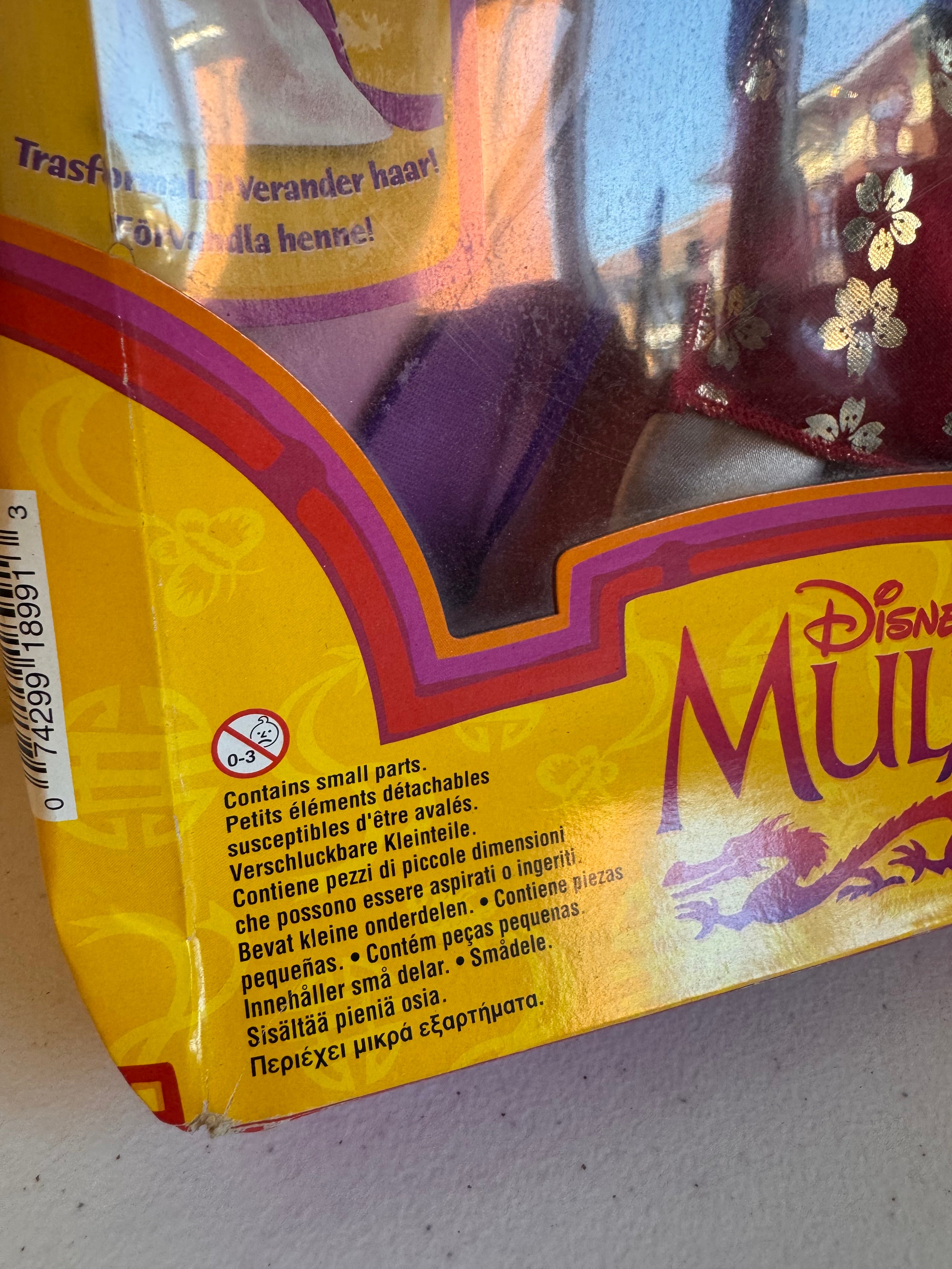 Lot 28: Mulan DISNEY (Estimate £20-30)