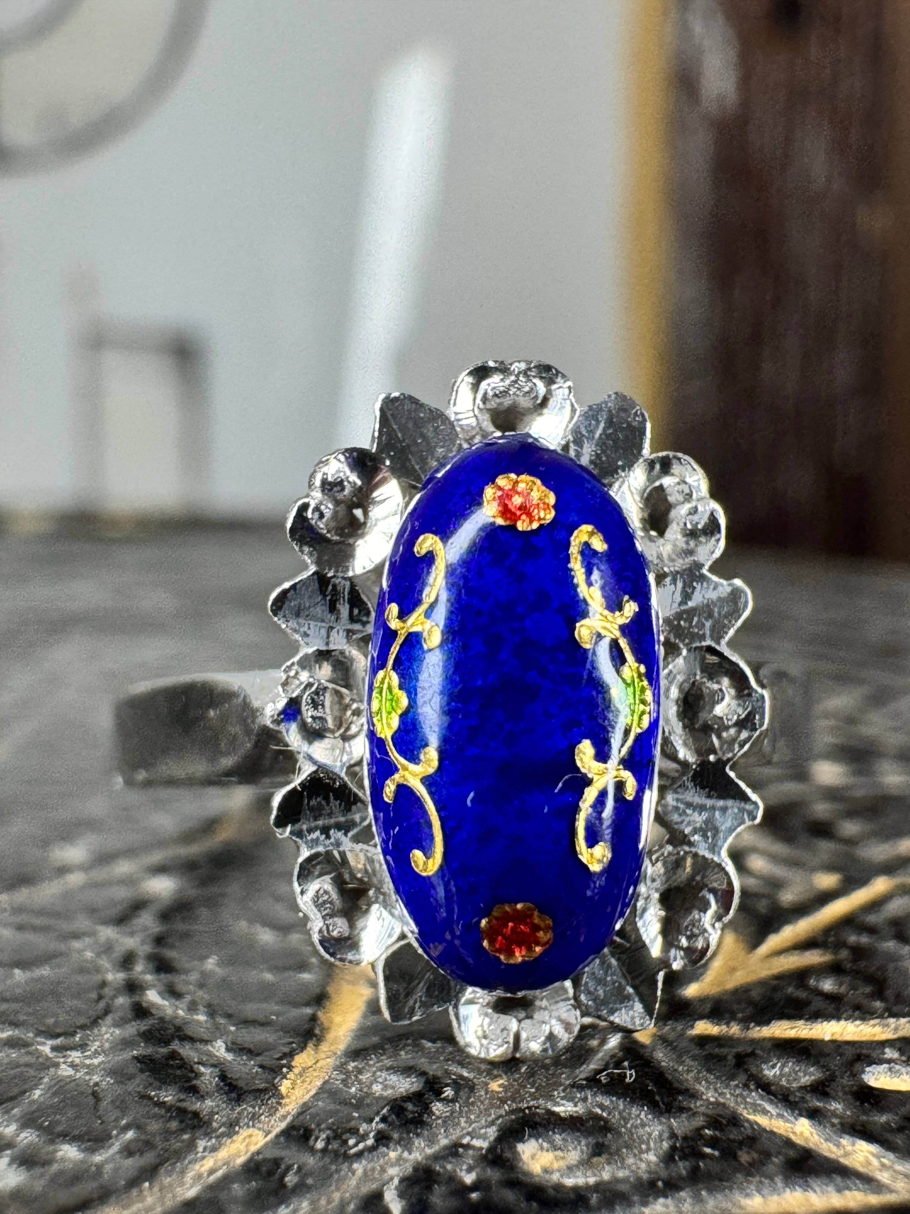 18ct White Gold Enamel Ring