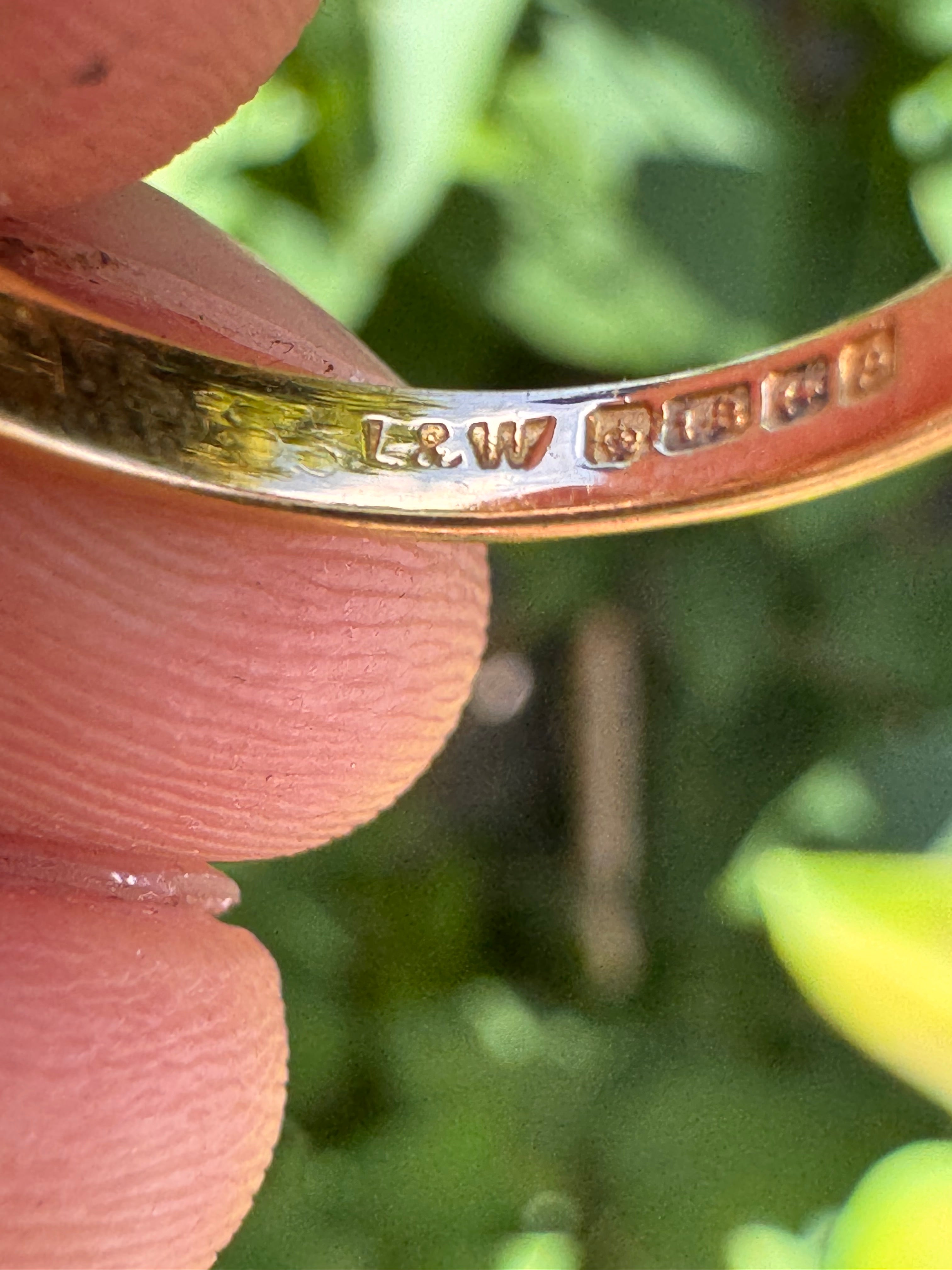 18ct Yellow Gold Garnet Ring