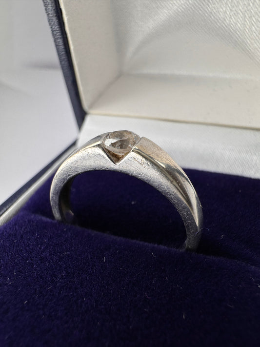 9ct CZ White Gold Ring