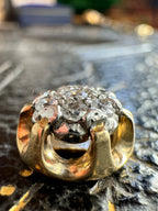 9ct Yellow Gold Cubic Zirconia (7 stone) Flower Pendant