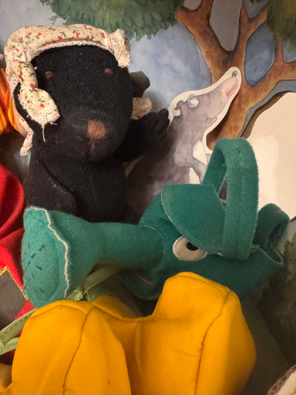 Lot 36: MAGGIE RAGGIES - Zapf Creations Doll (Estimate £40-50)