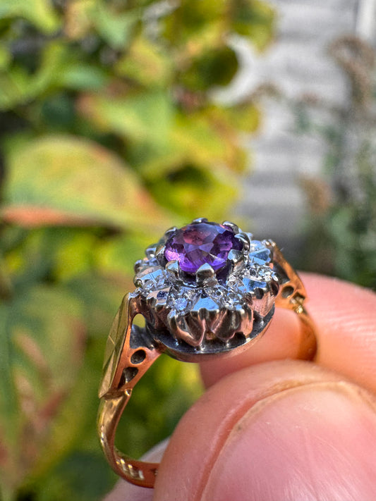 18ct Yellow Gold Amethyst Diamond Ring