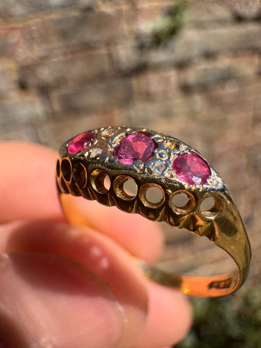 Lot 12: 18ct Ruby Trilogy Yellow Gold Ring (Estimate £250-350)