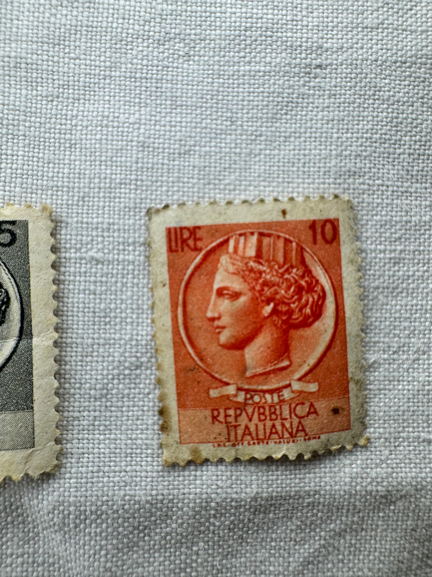 Italian Stamps 5/10 Lire (SICILY HOUSE)