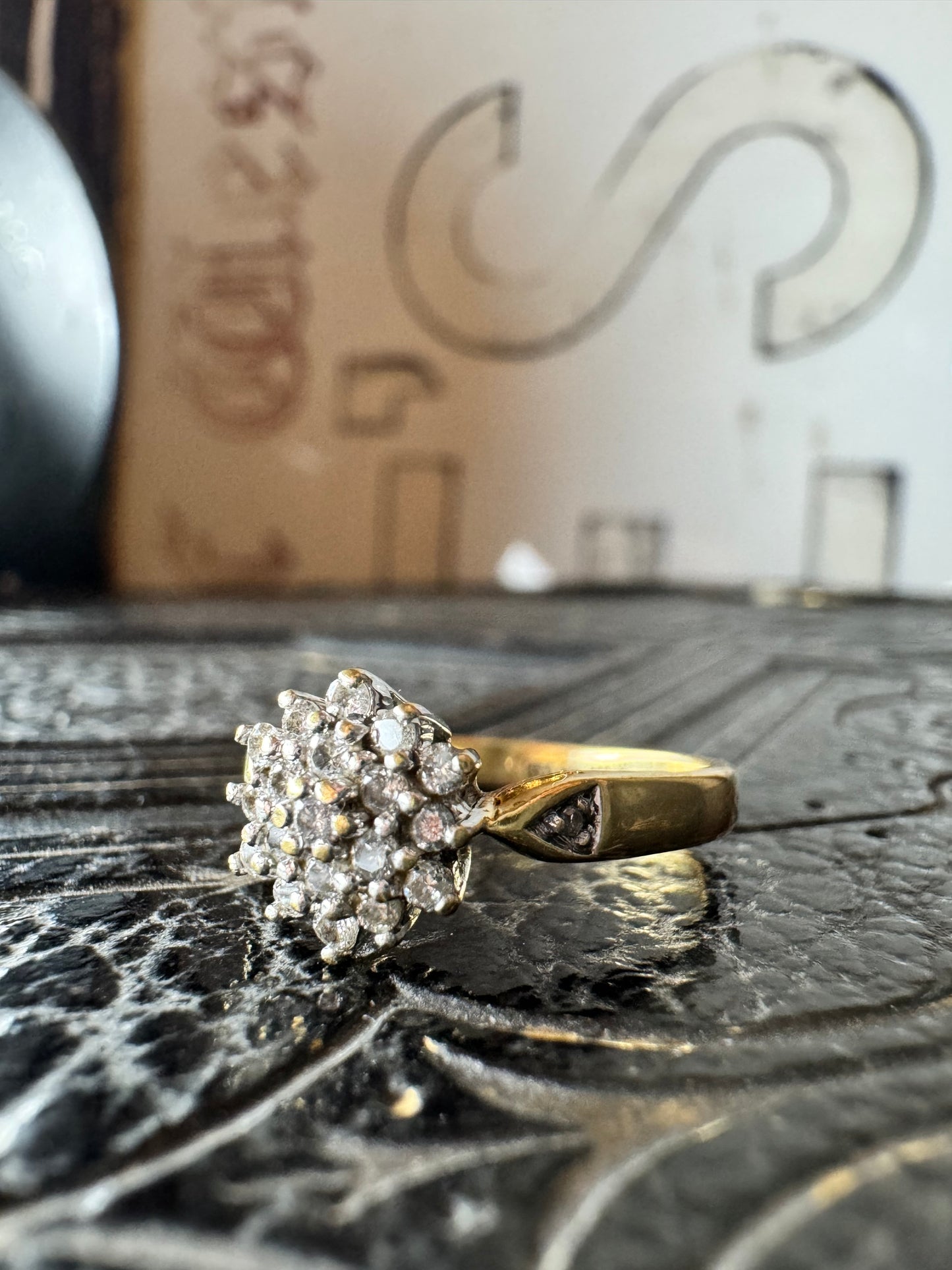 18ct Yellow Gold Diamond Cluster Ring