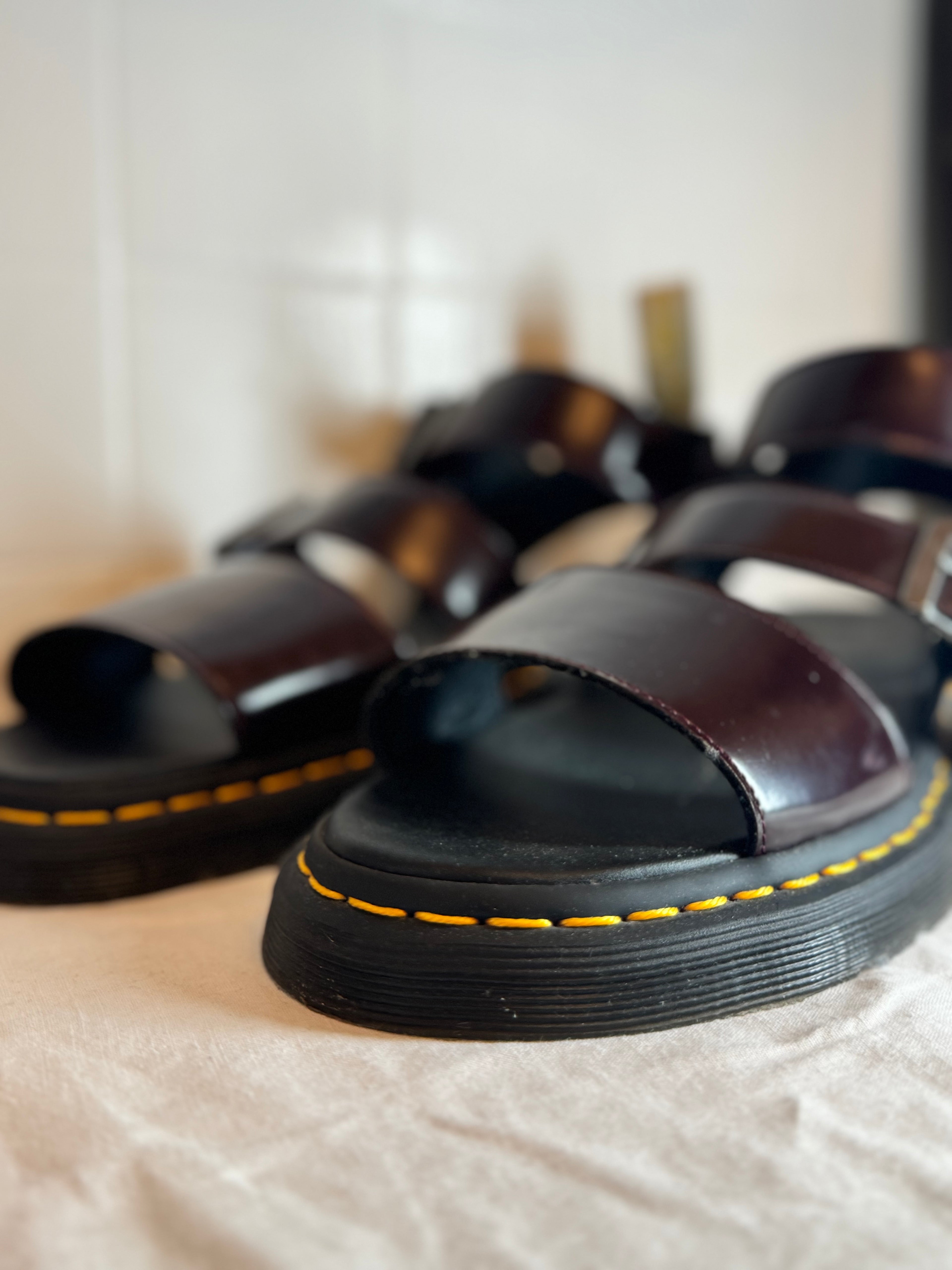 Dr Martens GRYPHON Vegan Leather Sandals Burgundy UK 11