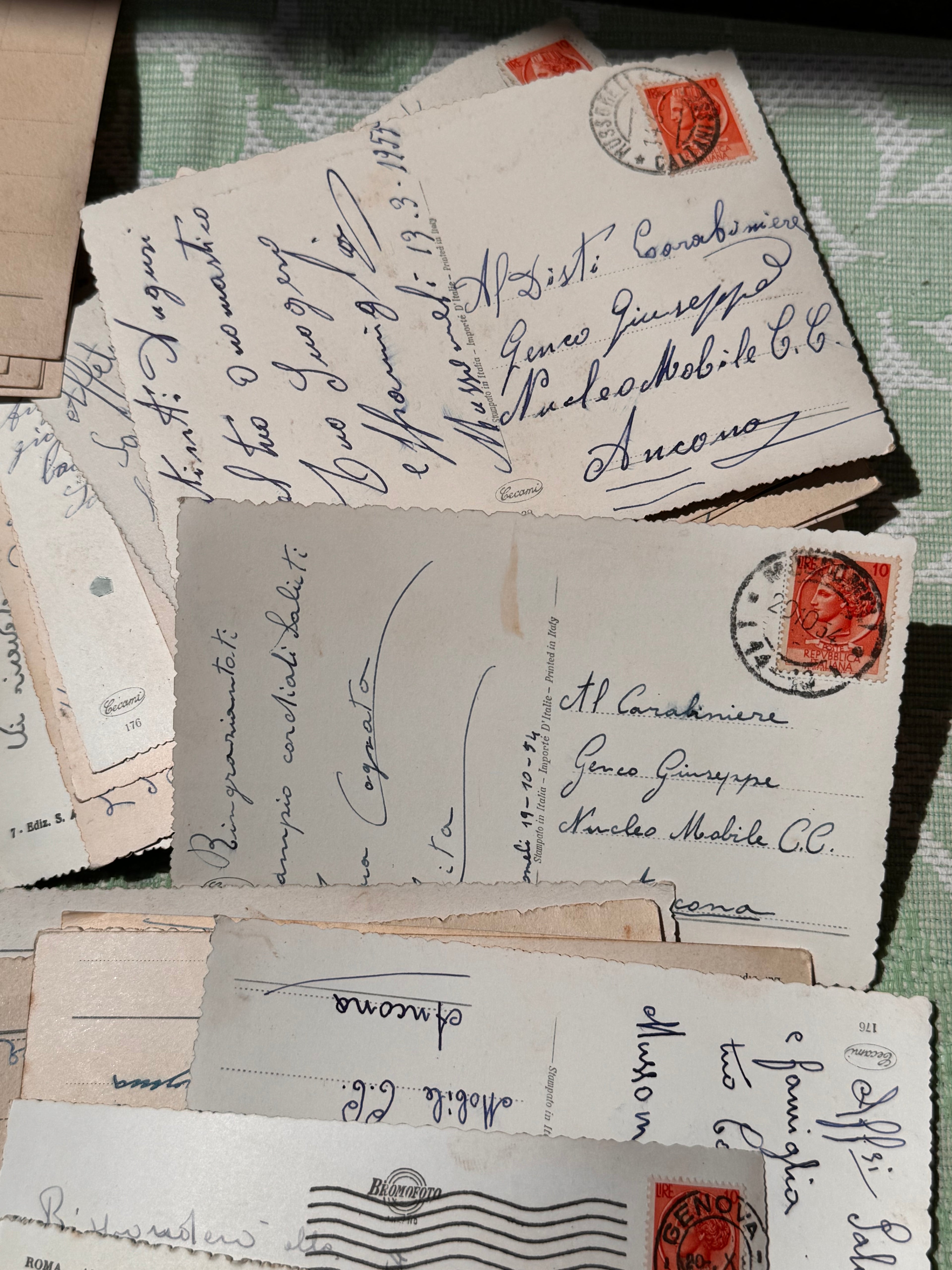 Huge collection of 1950s / earlier Italian Postcards