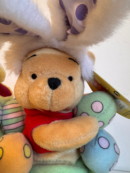 Lot 14: 2002 Winnie The Pooh Easter Toy (Estimate £20-50) with Tags