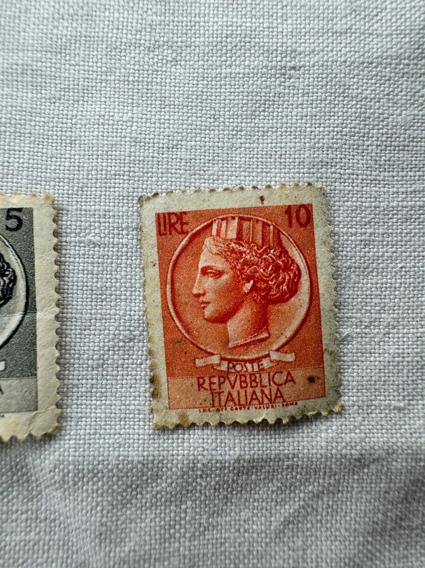 Italian Stamps 5/10 Lire (SICILY HOUSE)