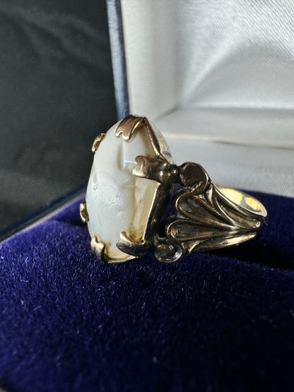 9ct Yellow Gold Cameo Ring