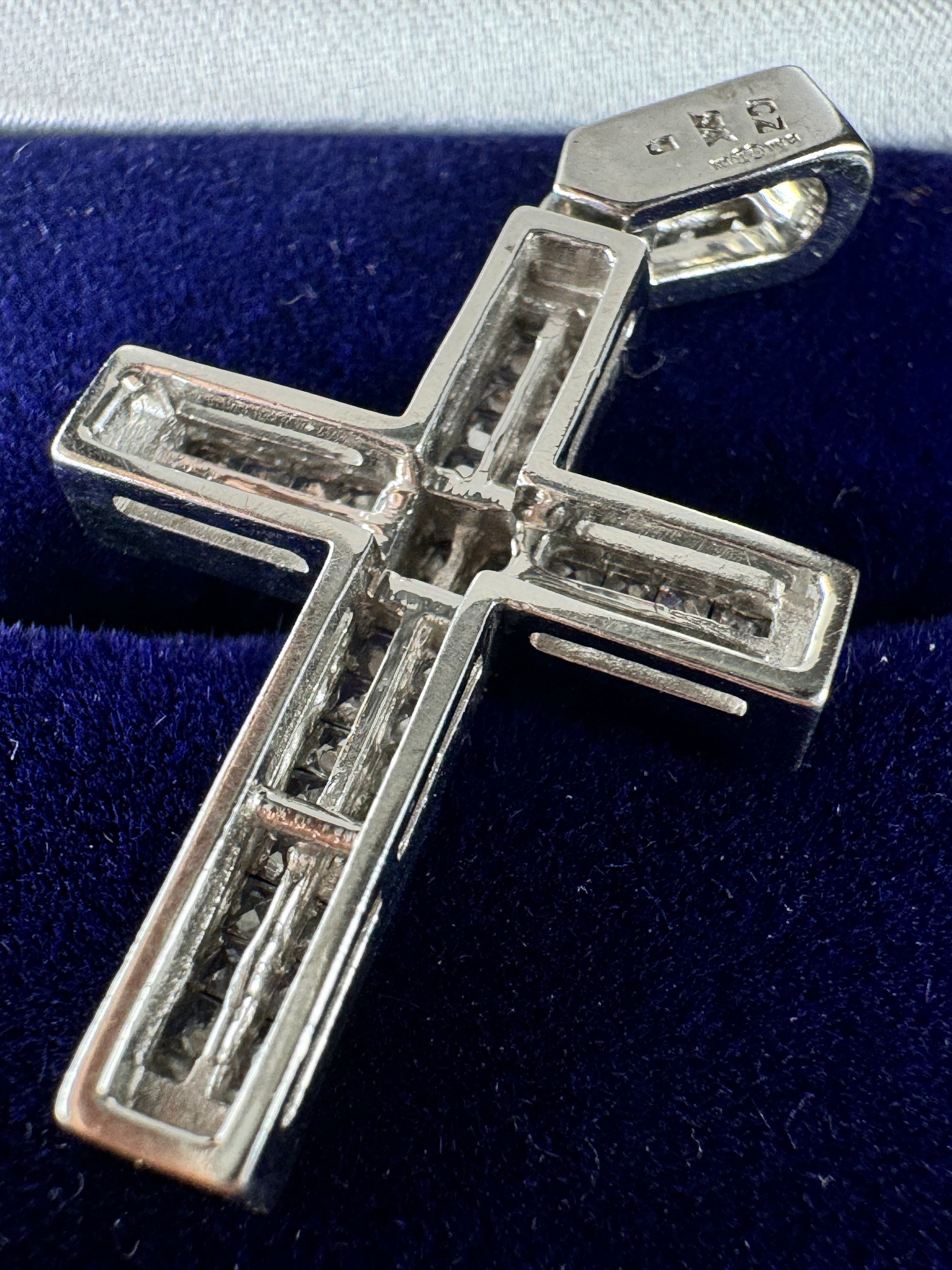 9ct White Gold Cubic Zirconia Cross