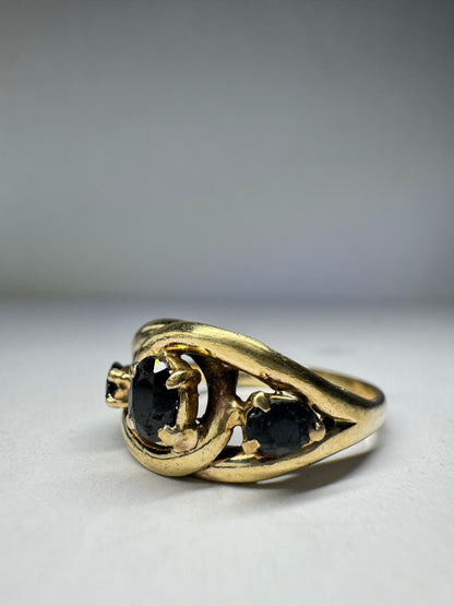 Vintage 9ct Yellow Gold Sapphire Trilogy Ring